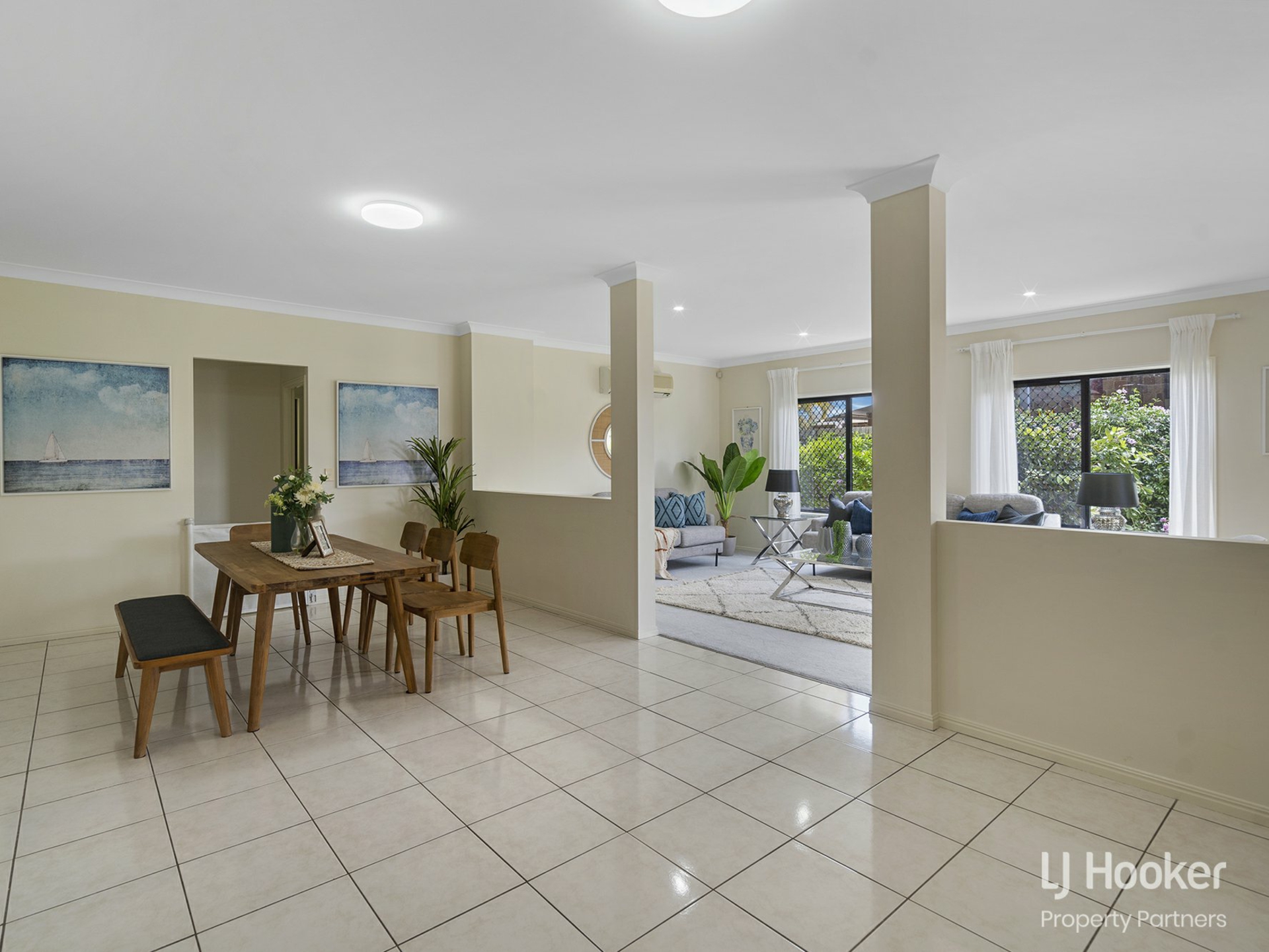 85 Admiral Crescent, SPRINGFIELD LAKES