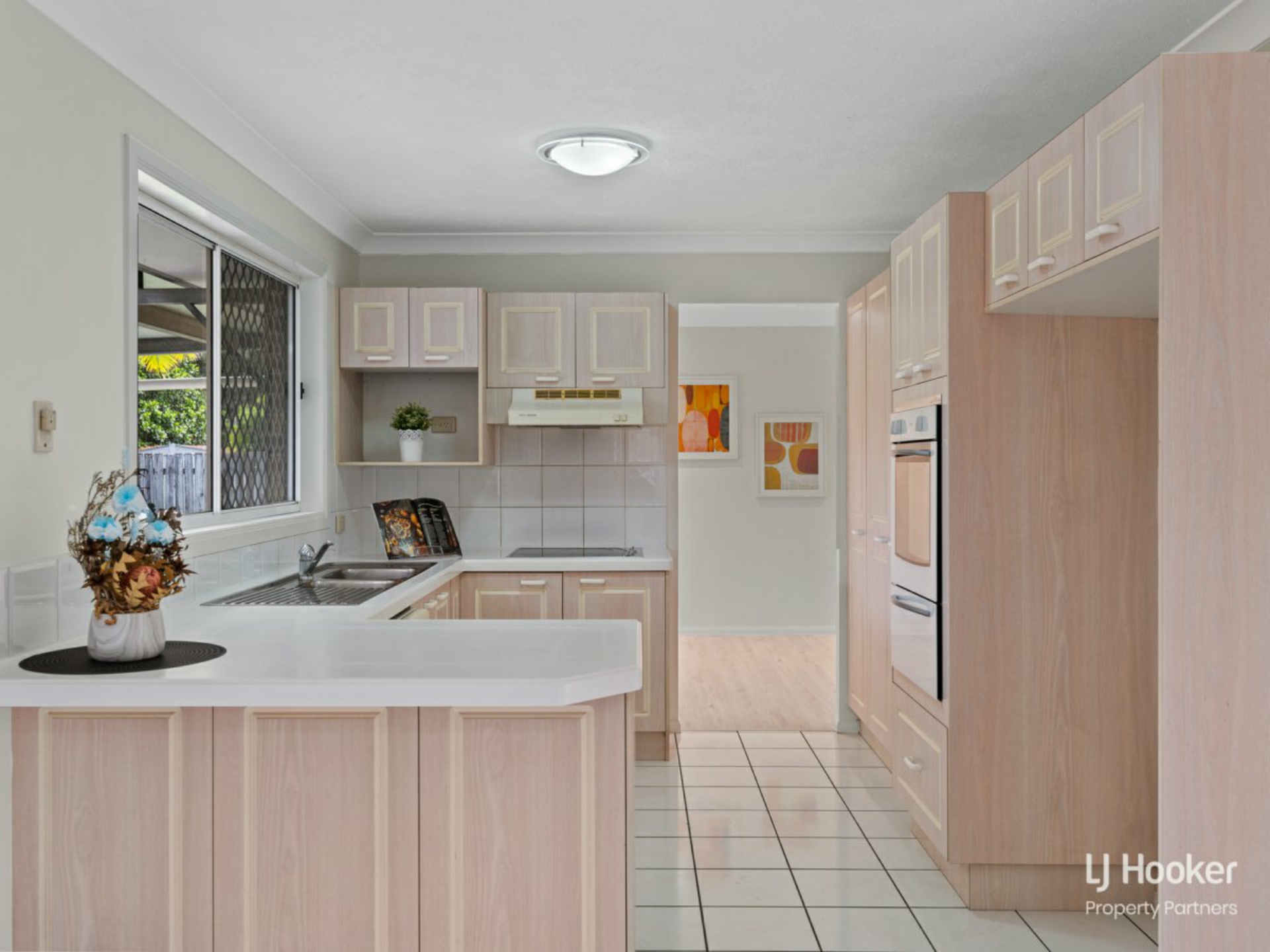 28 Solandra Crescent, CALAMVALE