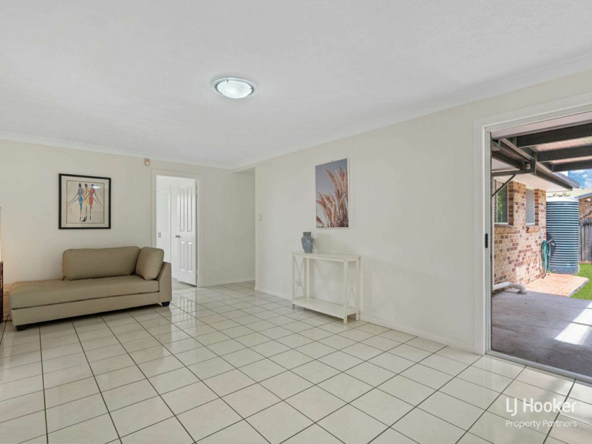 28 Solandra Crescent, CALAMVALE