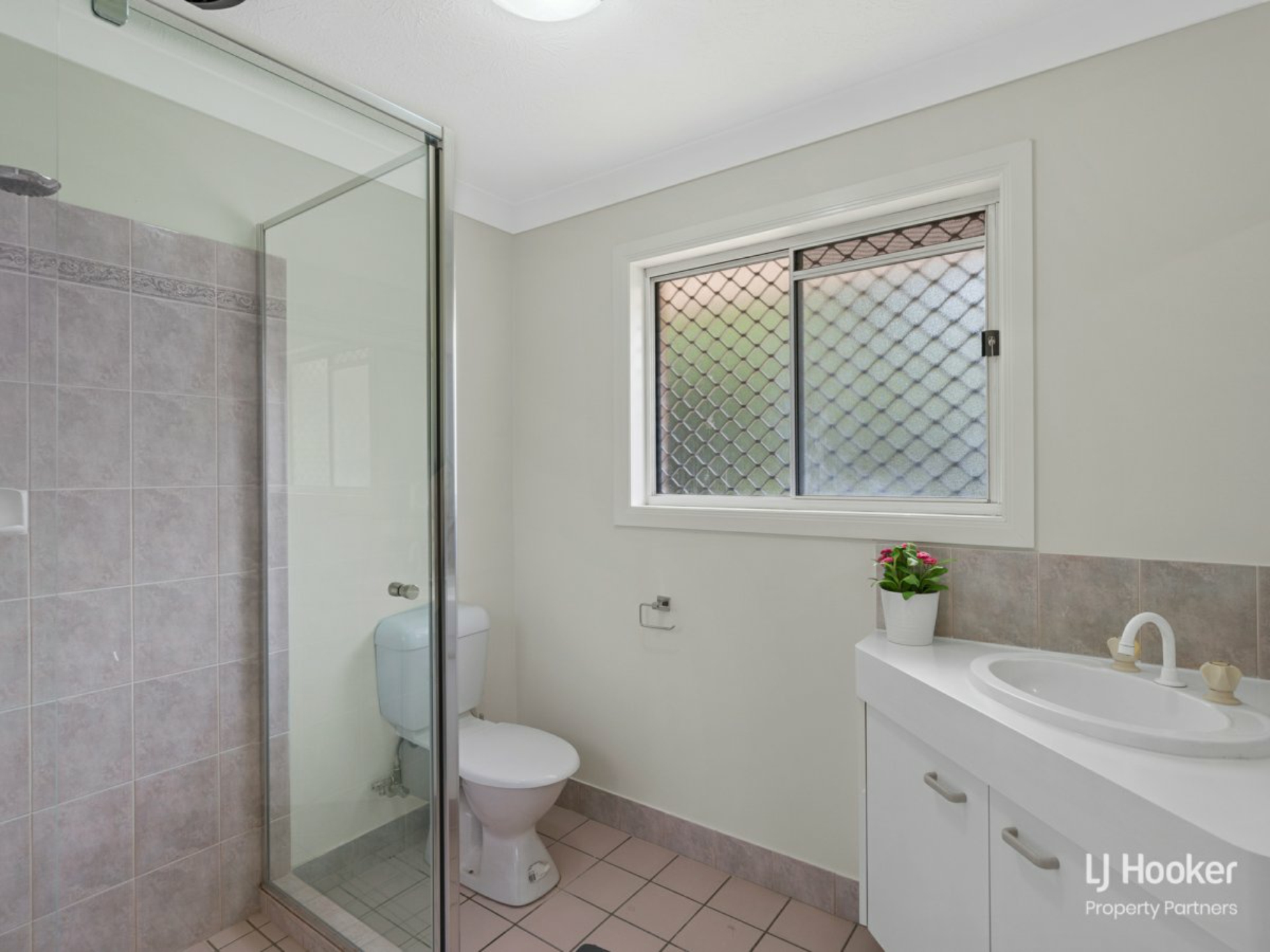 28 Solandra Crescent, CALAMVALE
