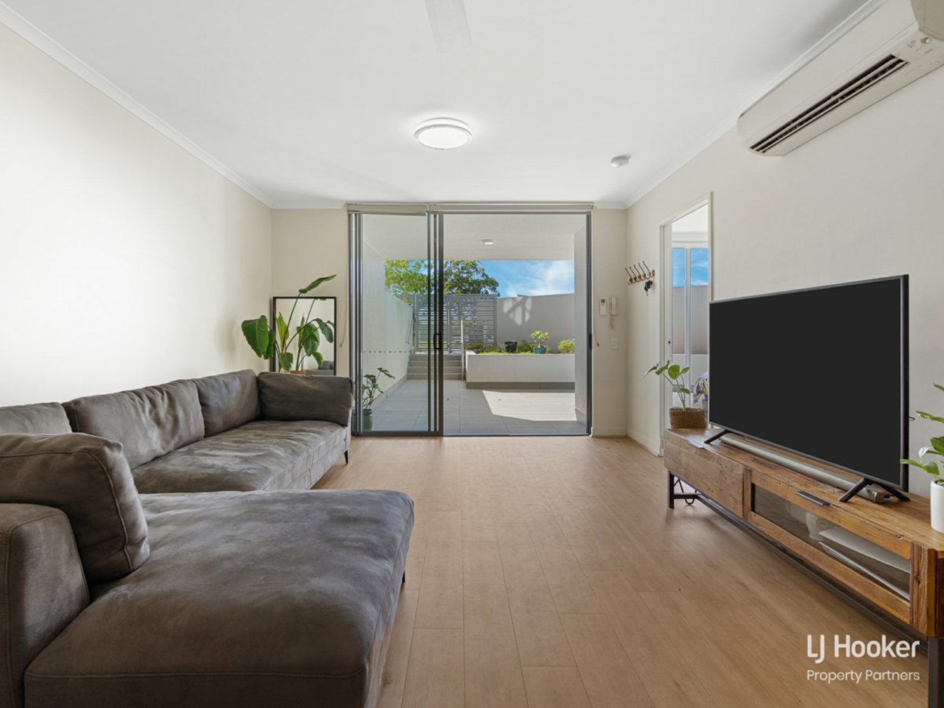 107/54 Slobodian Avenue, EIGHT MILE PLAINS