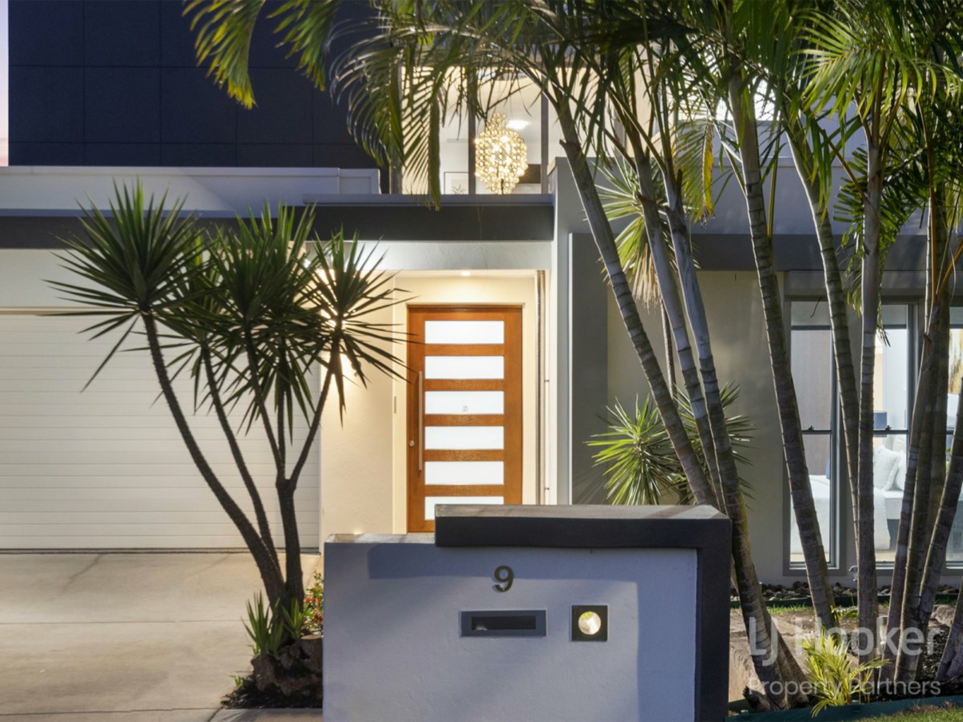 9 Bowers Street, EIGHT MILE PLAINS