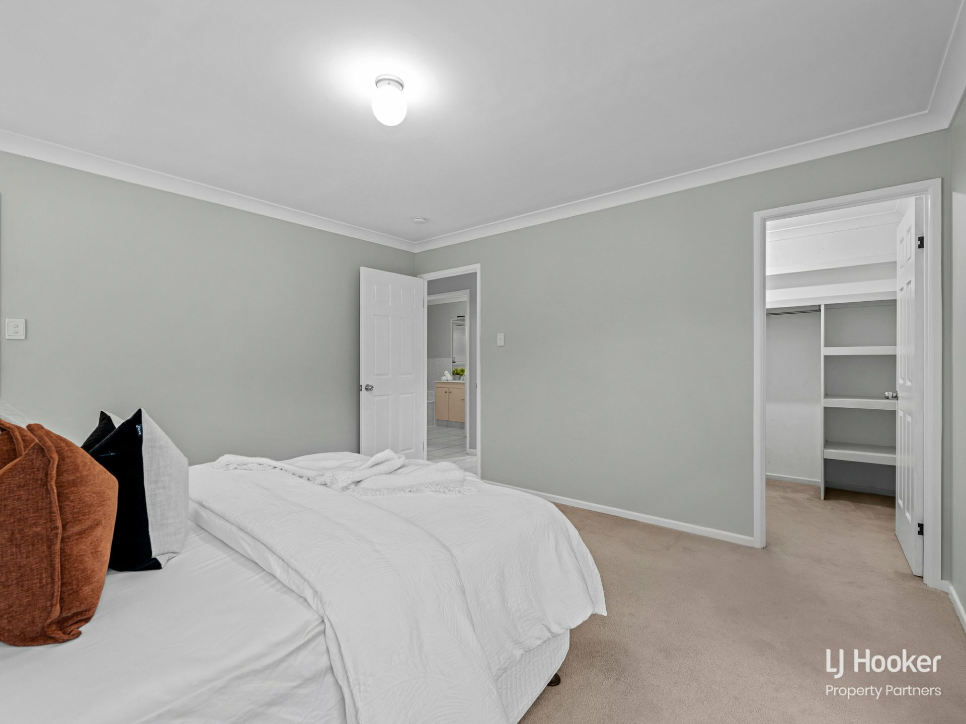 3 Ironwood Close, RUNCORN