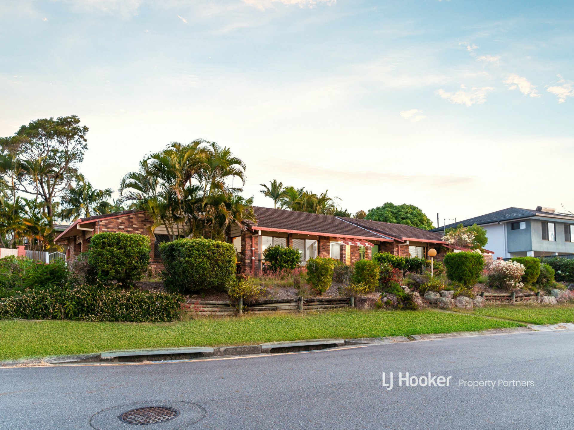 15 Aldford Street, CARINDALE