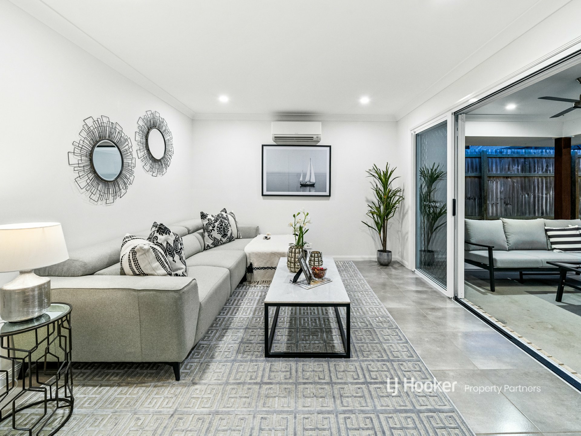 73 Brindabella Circuit, THORNLANDS