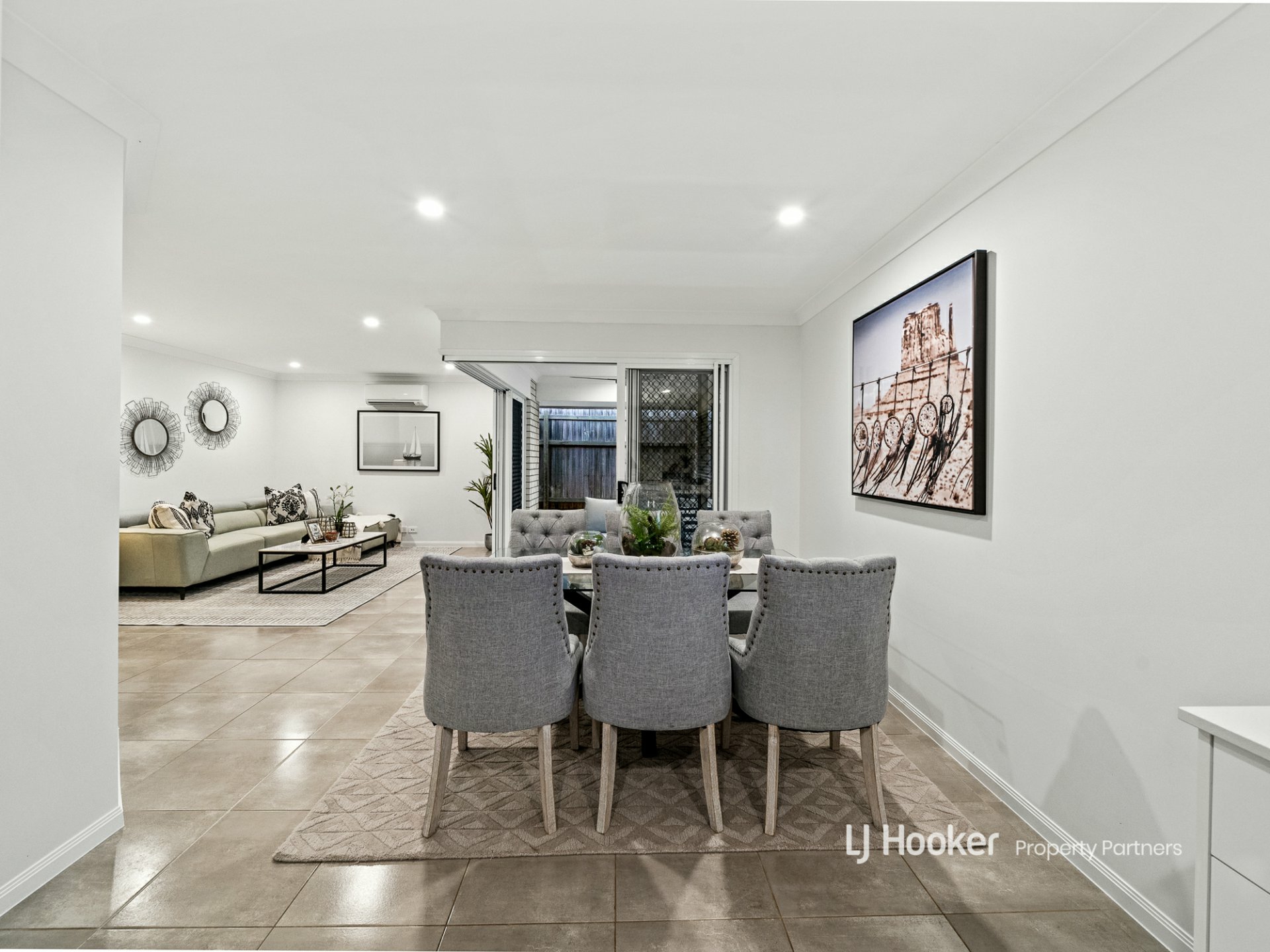 73 Brindabella Circuit, THORNLANDS