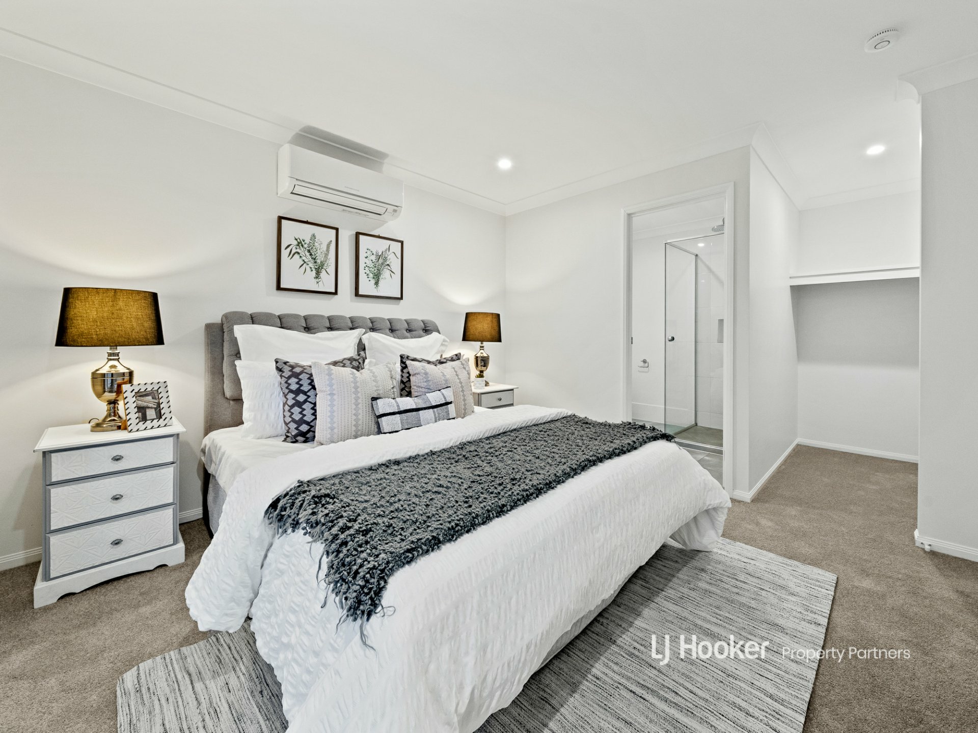 73 Brindabella Circuit, THORNLANDS