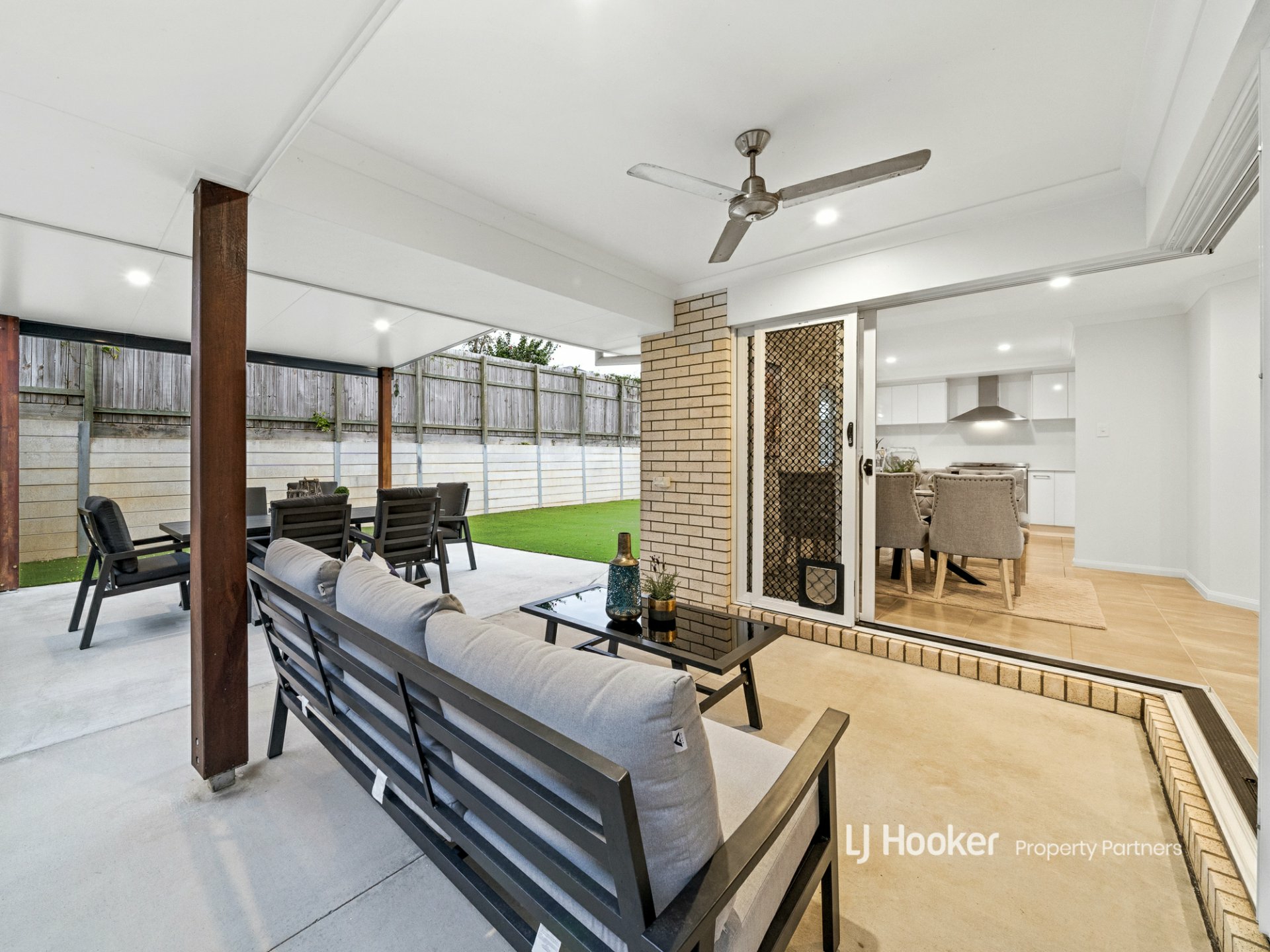 73 Brindabella Circuit, THORNLANDS