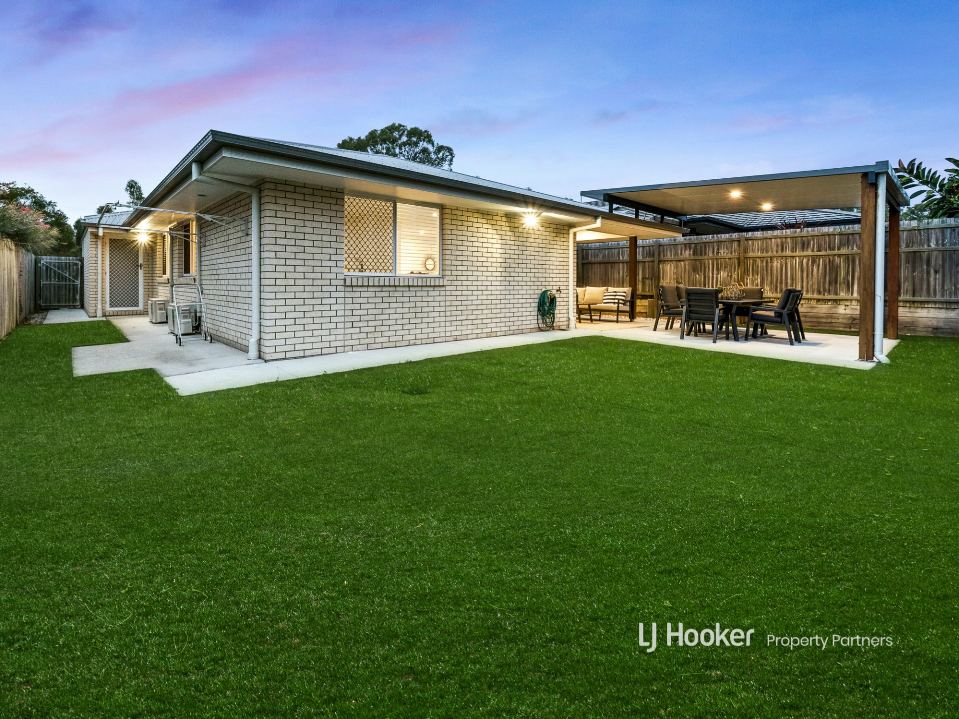 73 Brindabella Circuit, THORNLANDS