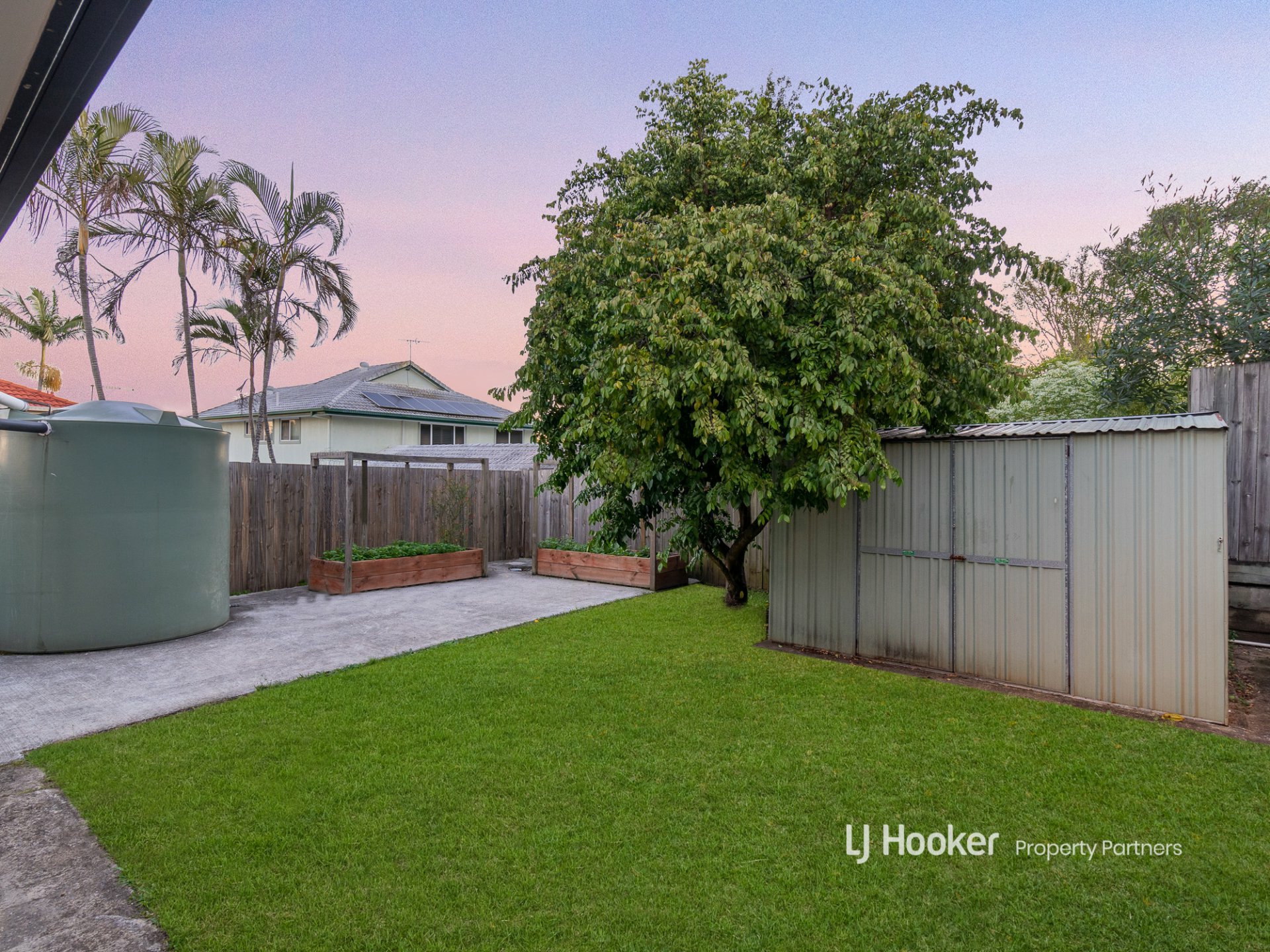 2 Totten Close, EIGHT MILE PLAINS