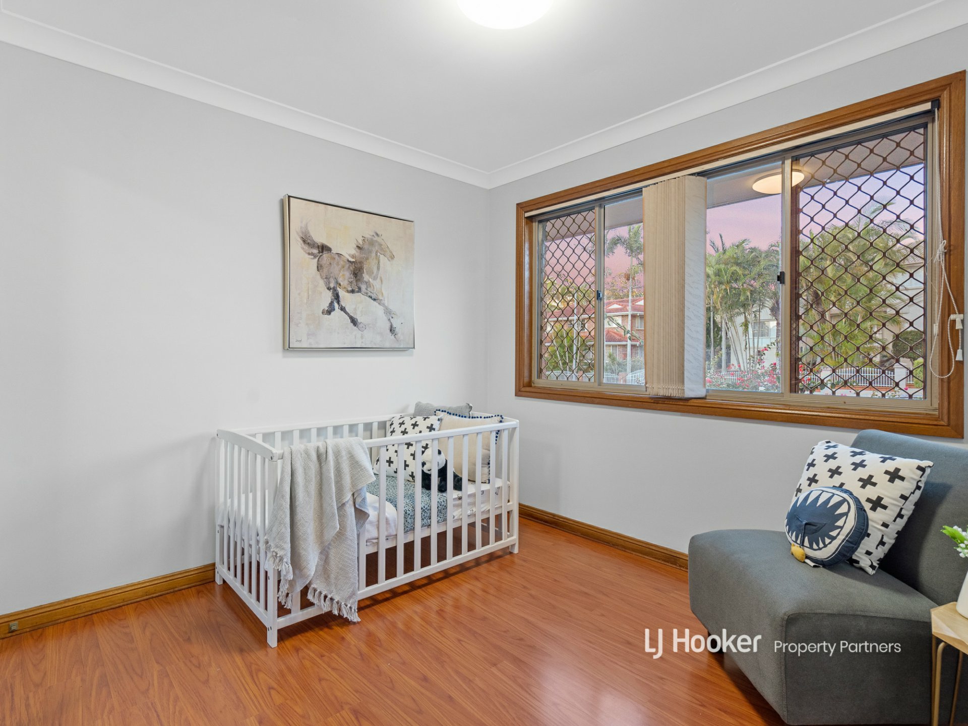 2 Totten Close, EIGHT MILE PLAINS