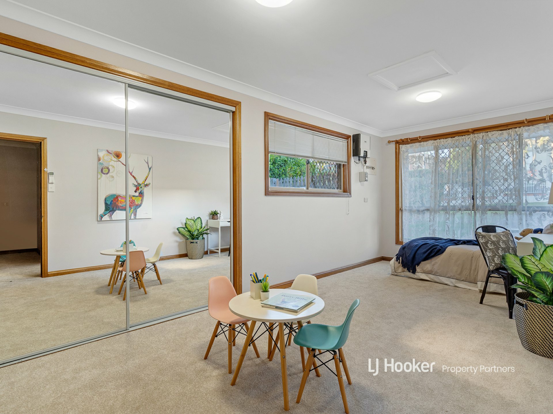 2 Totten Close, EIGHT MILE PLAINS