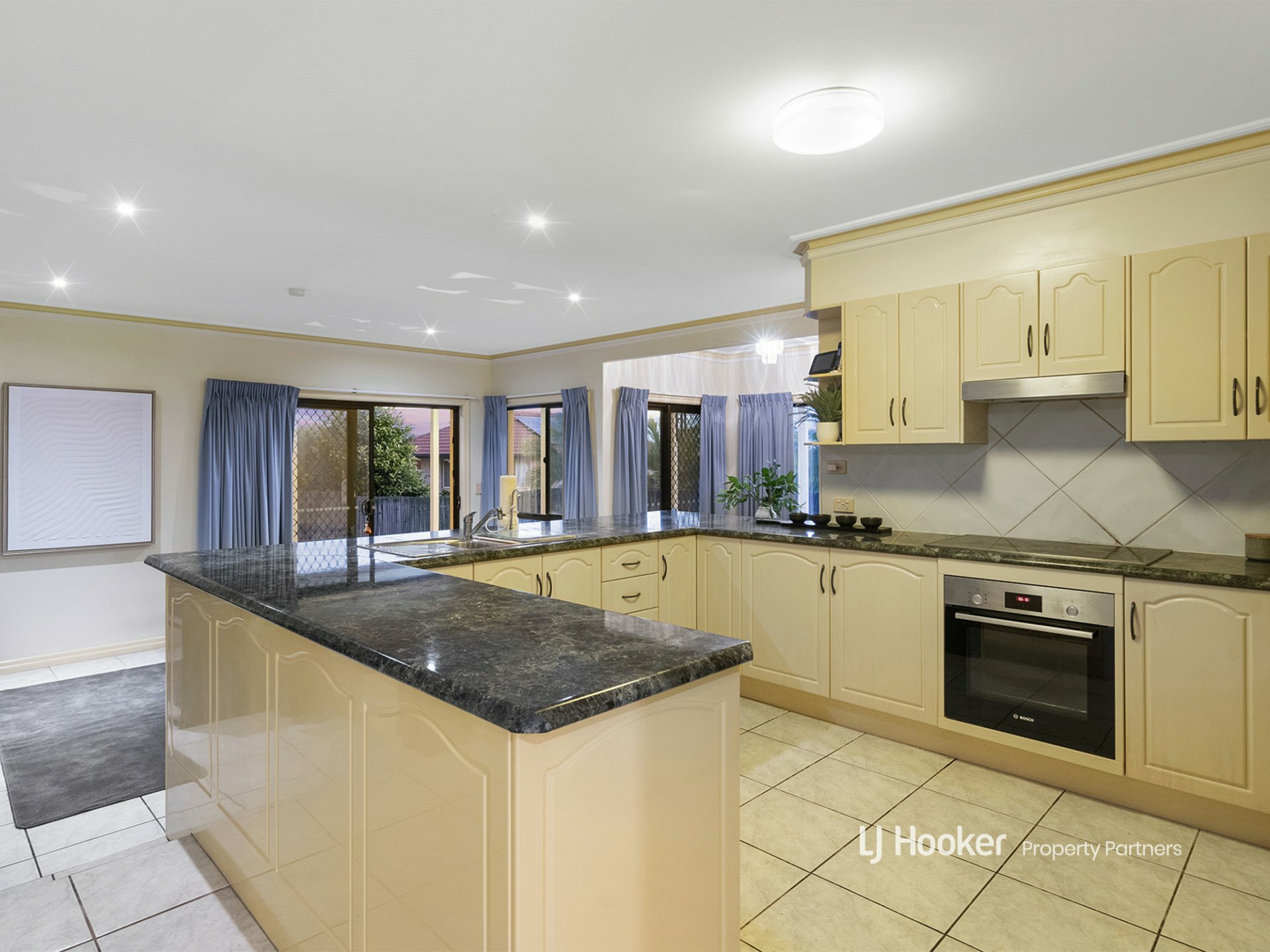 7 Tulipwood Place, STRETTON
