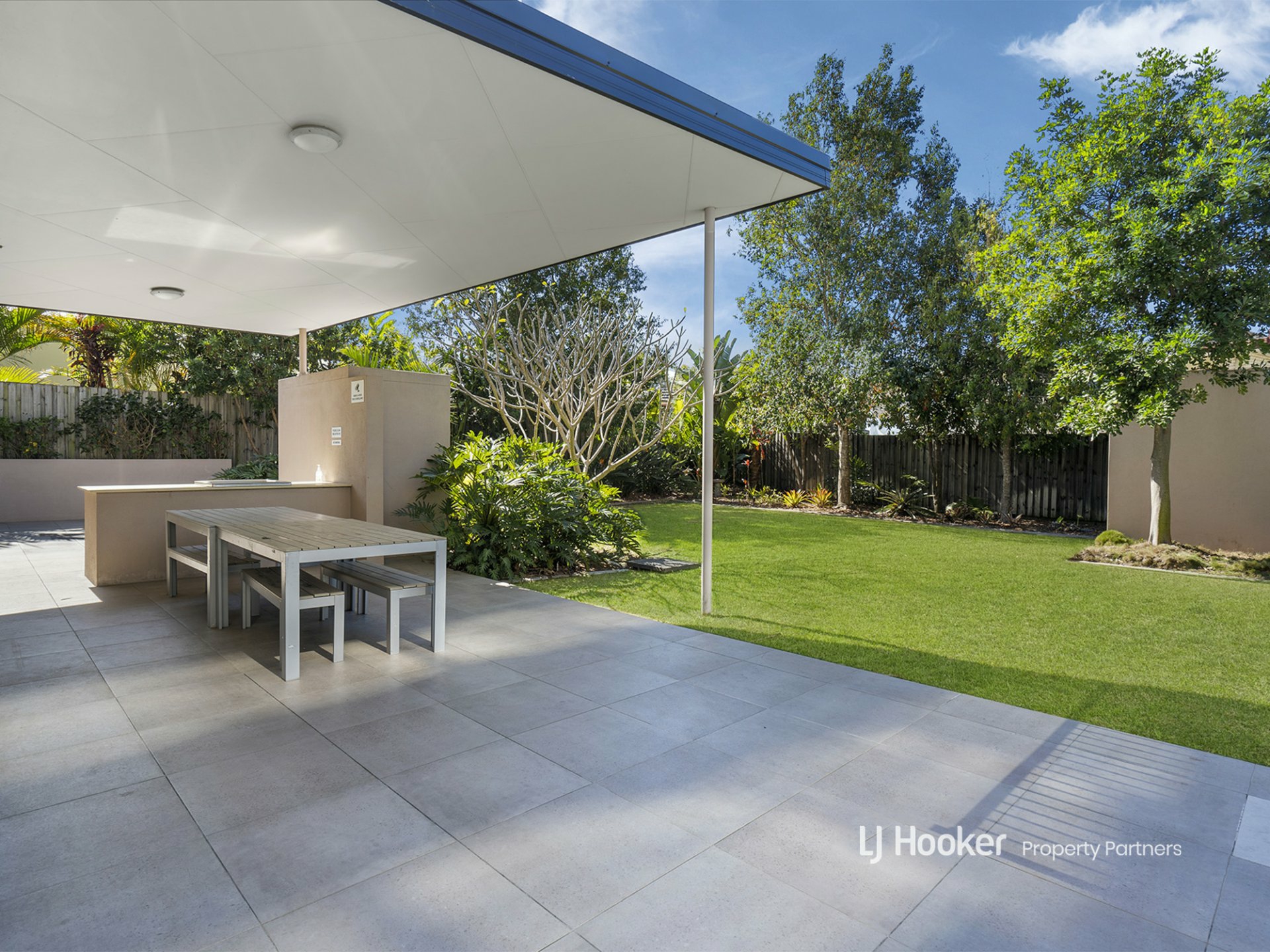 8/2242 Logan Road, UPPER MOUNT GRAVATT