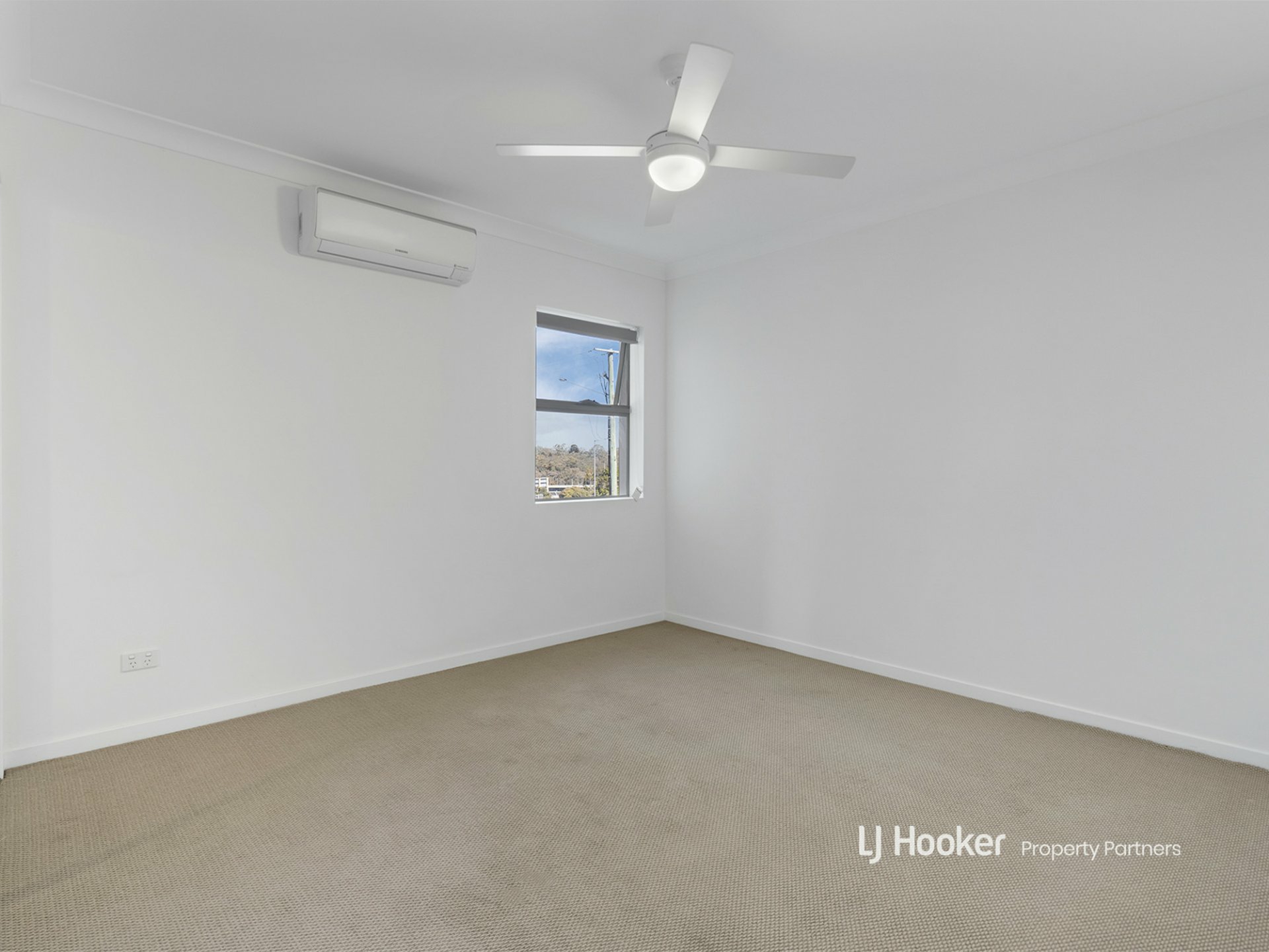 8/2242 Logan Road, UPPER MOUNT GRAVATT