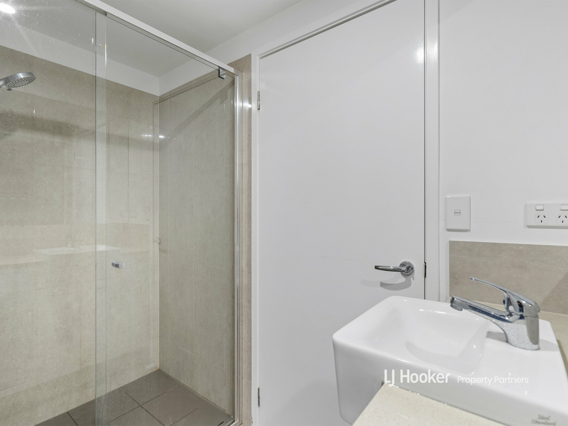 8/2242 Logan Road, UPPER MOUNT GRAVATT