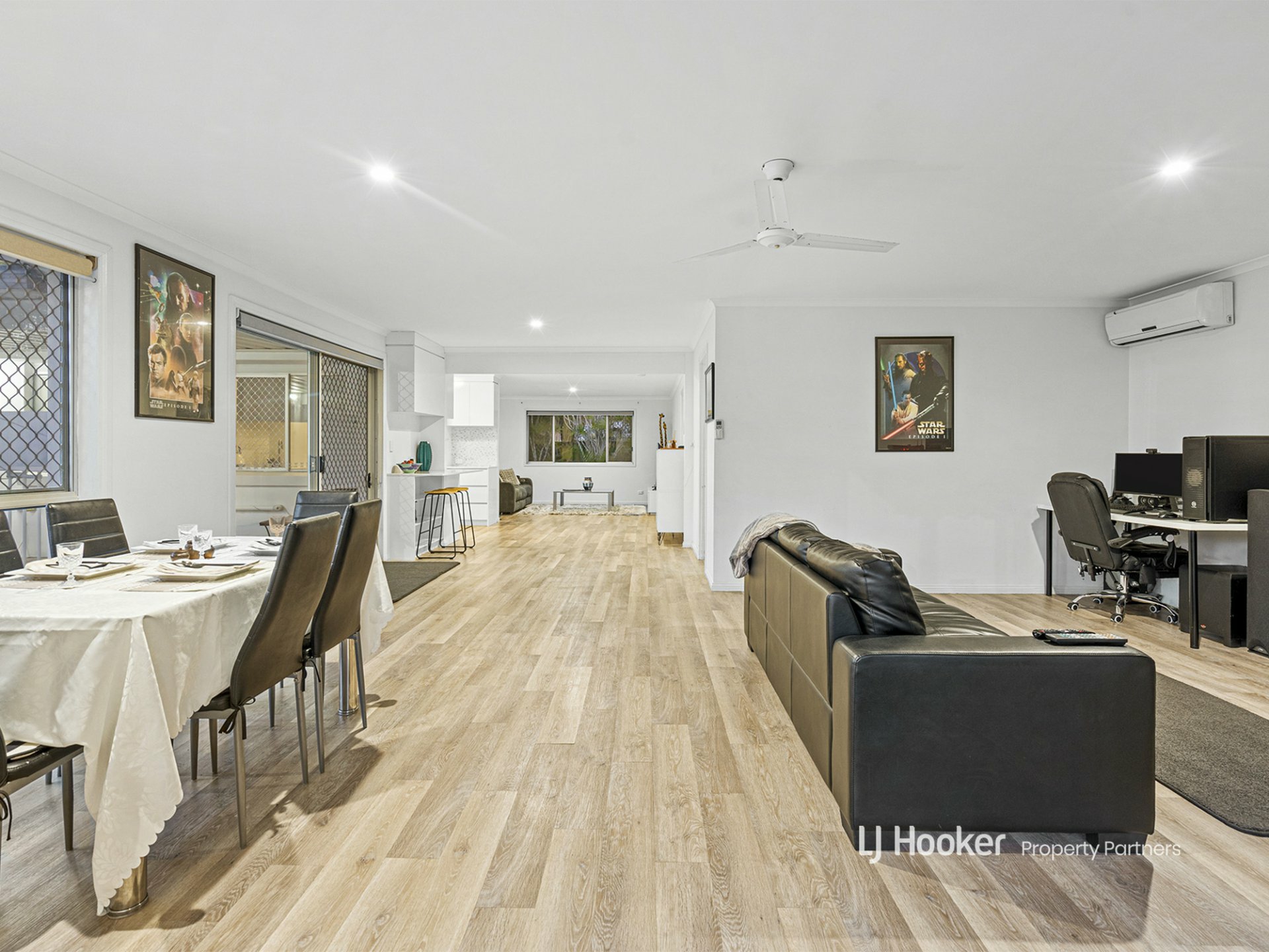 100 Dennis Road, SPRINGWOOD