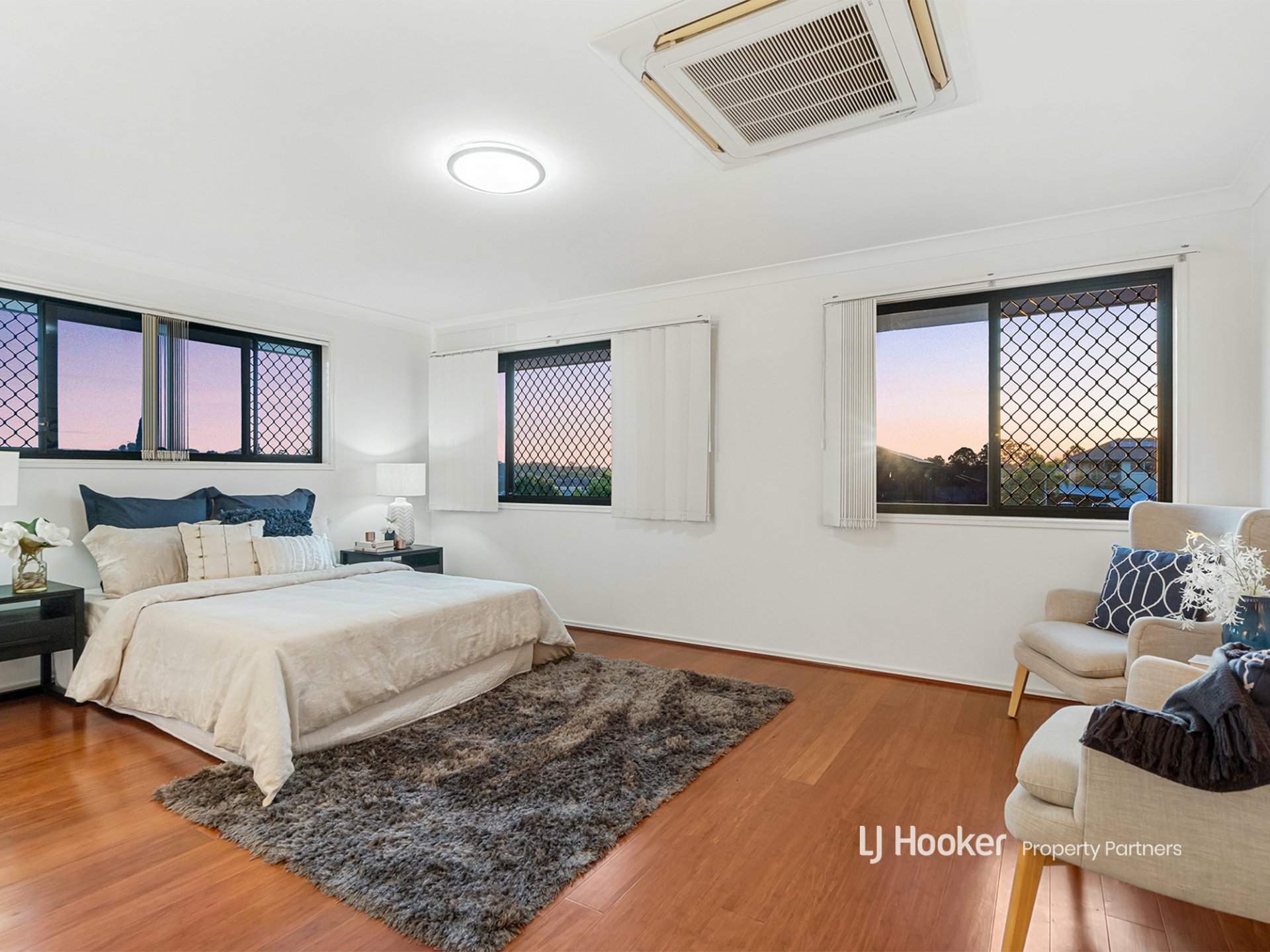 14 Trevi Close, EIGHT MILE PLAINS