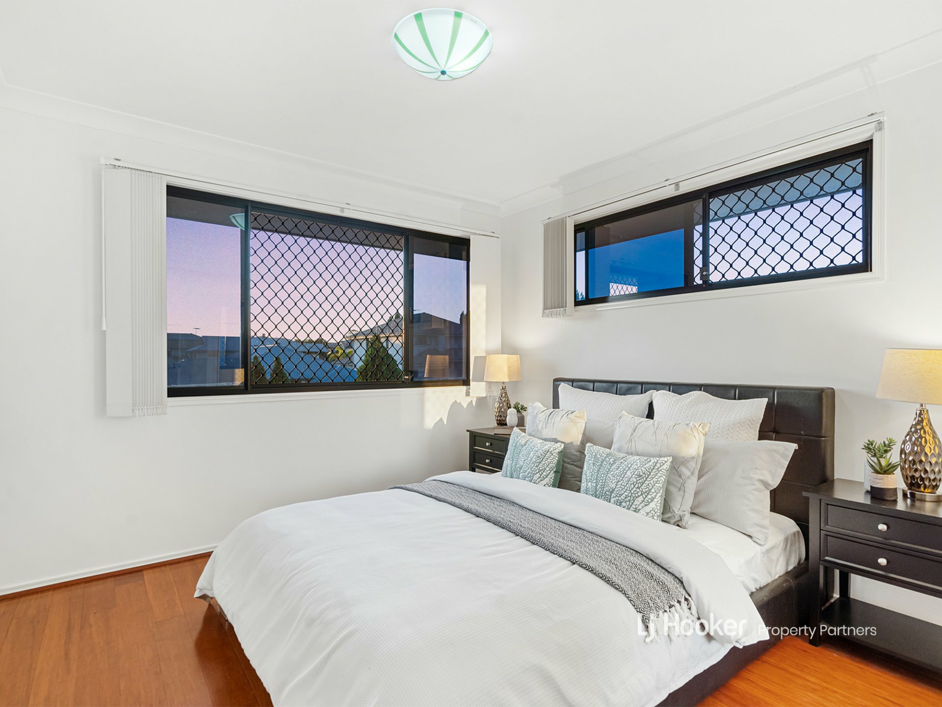 14 Trevi Close, EIGHT MILE PLAINS
