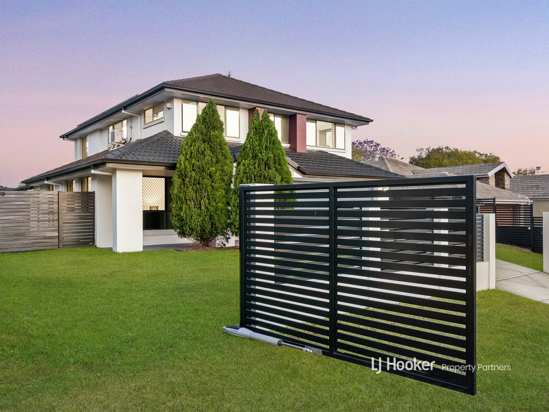 14 Trevi Close, EIGHT MILE PLAINS