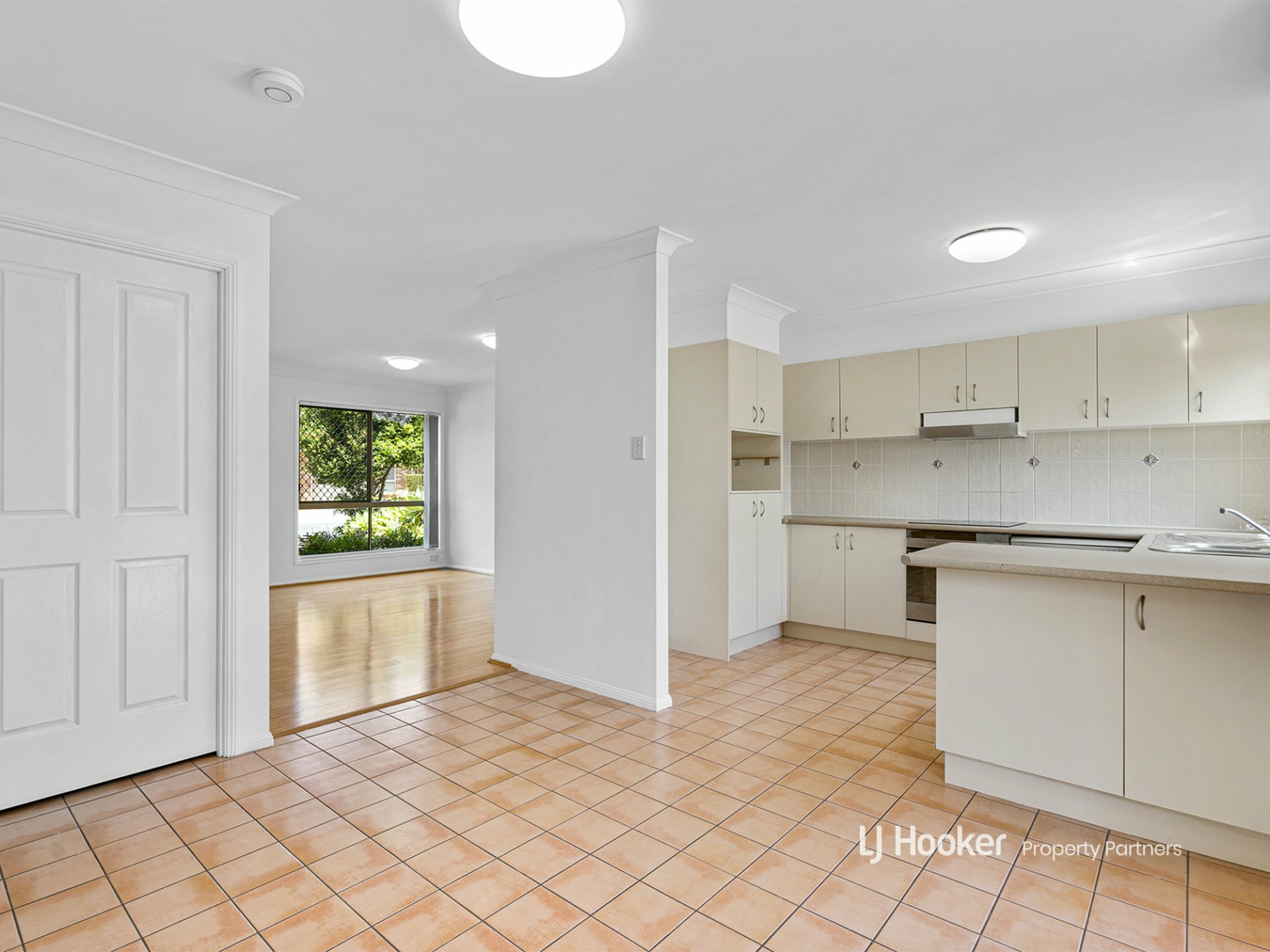 20/27 Camille Crescent, WYNNUM WEST
