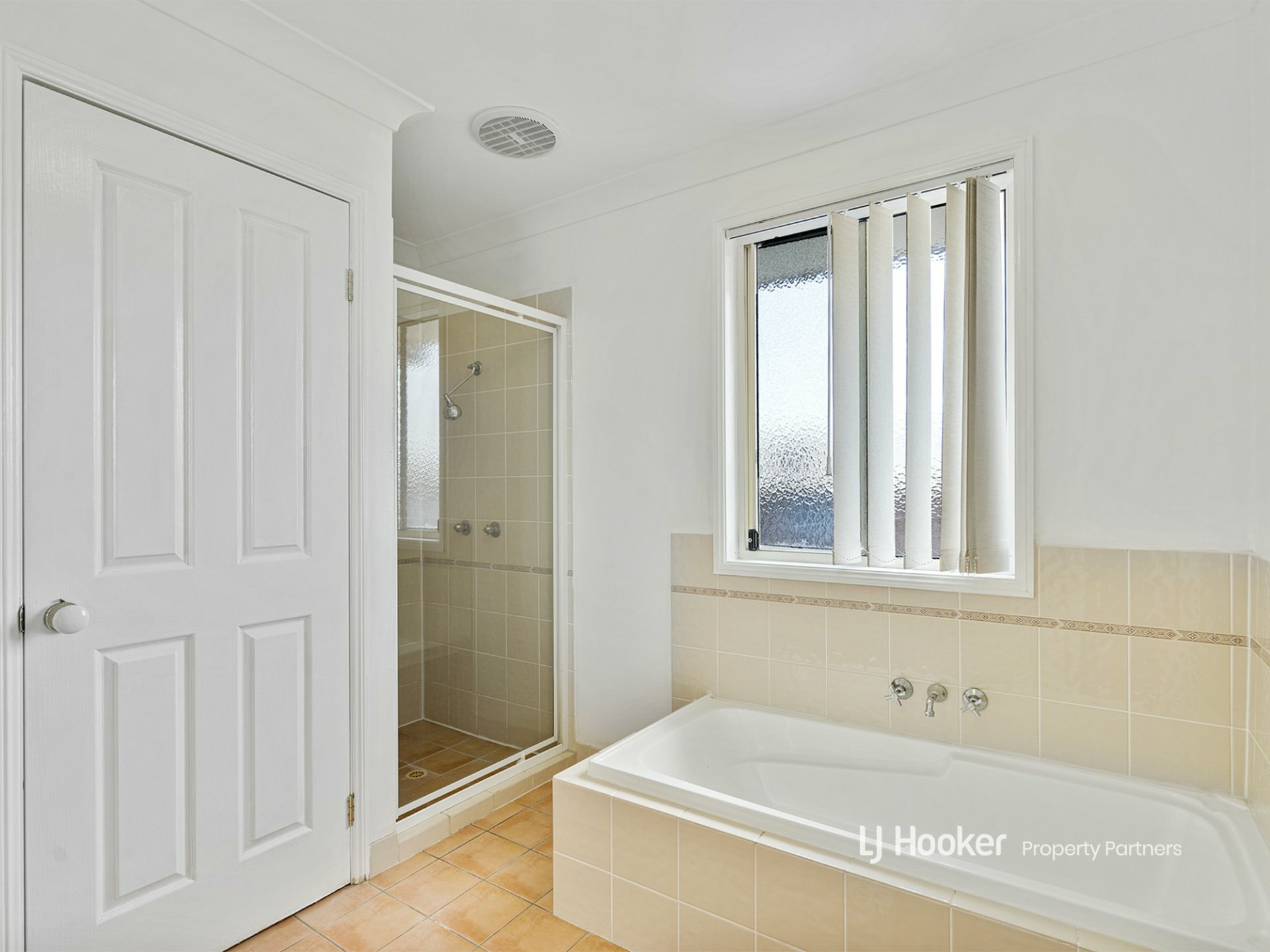 20/27 Camille Crescent, WYNNUM WEST