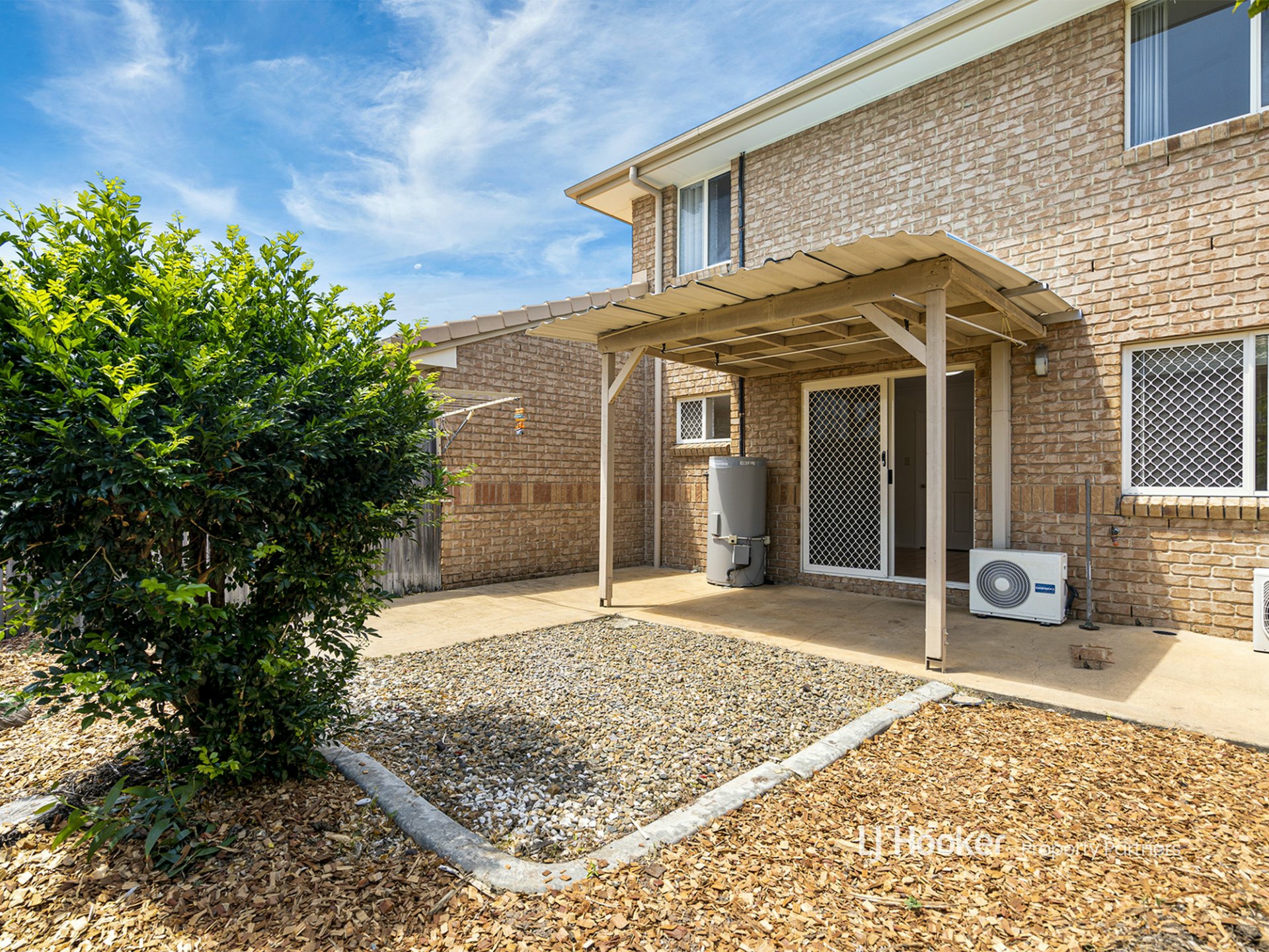 20/27 Camille Crescent, WYNNUM WEST