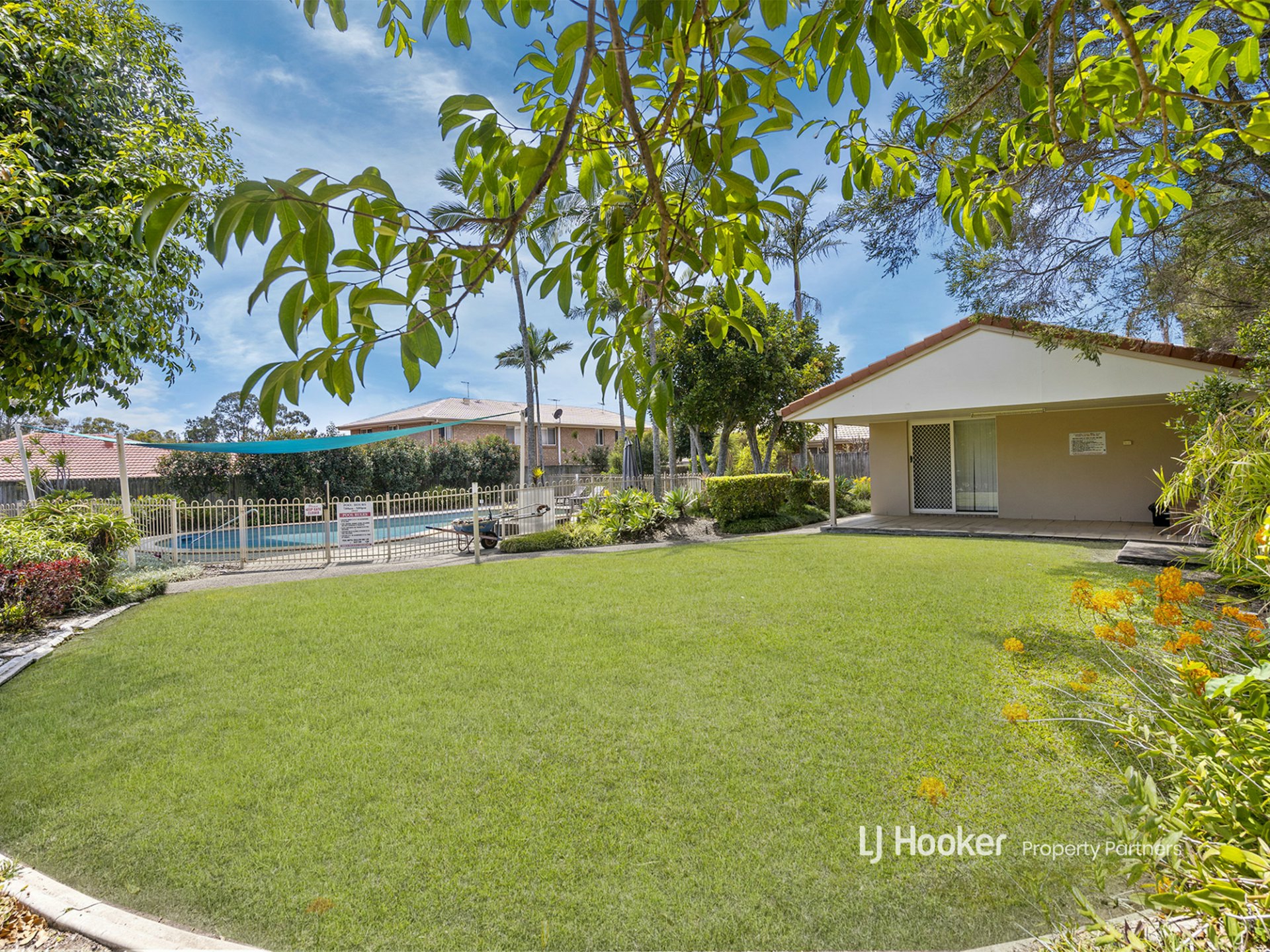 20/27 Camille Crescent, WYNNUM WEST
