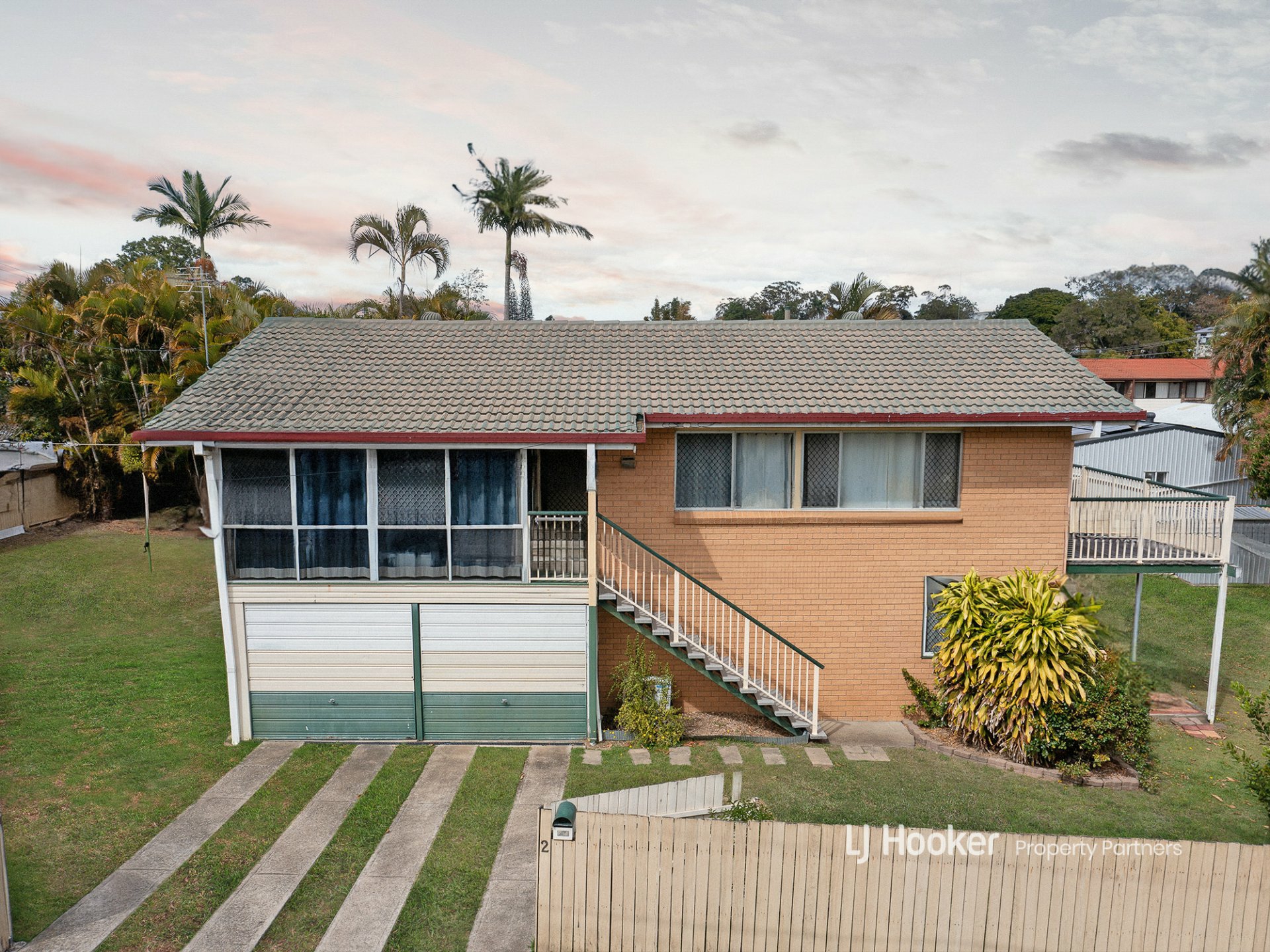 2 Leanne Street, ROCHEDALE SOUTH