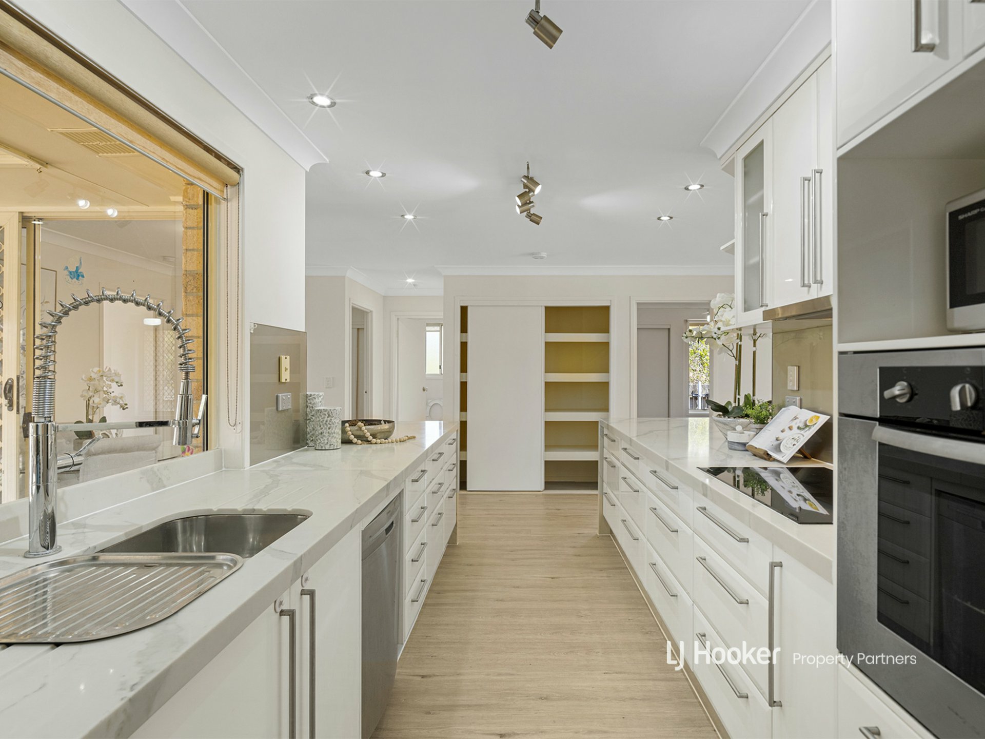 25 Solandra Crescent, CALAMVALE