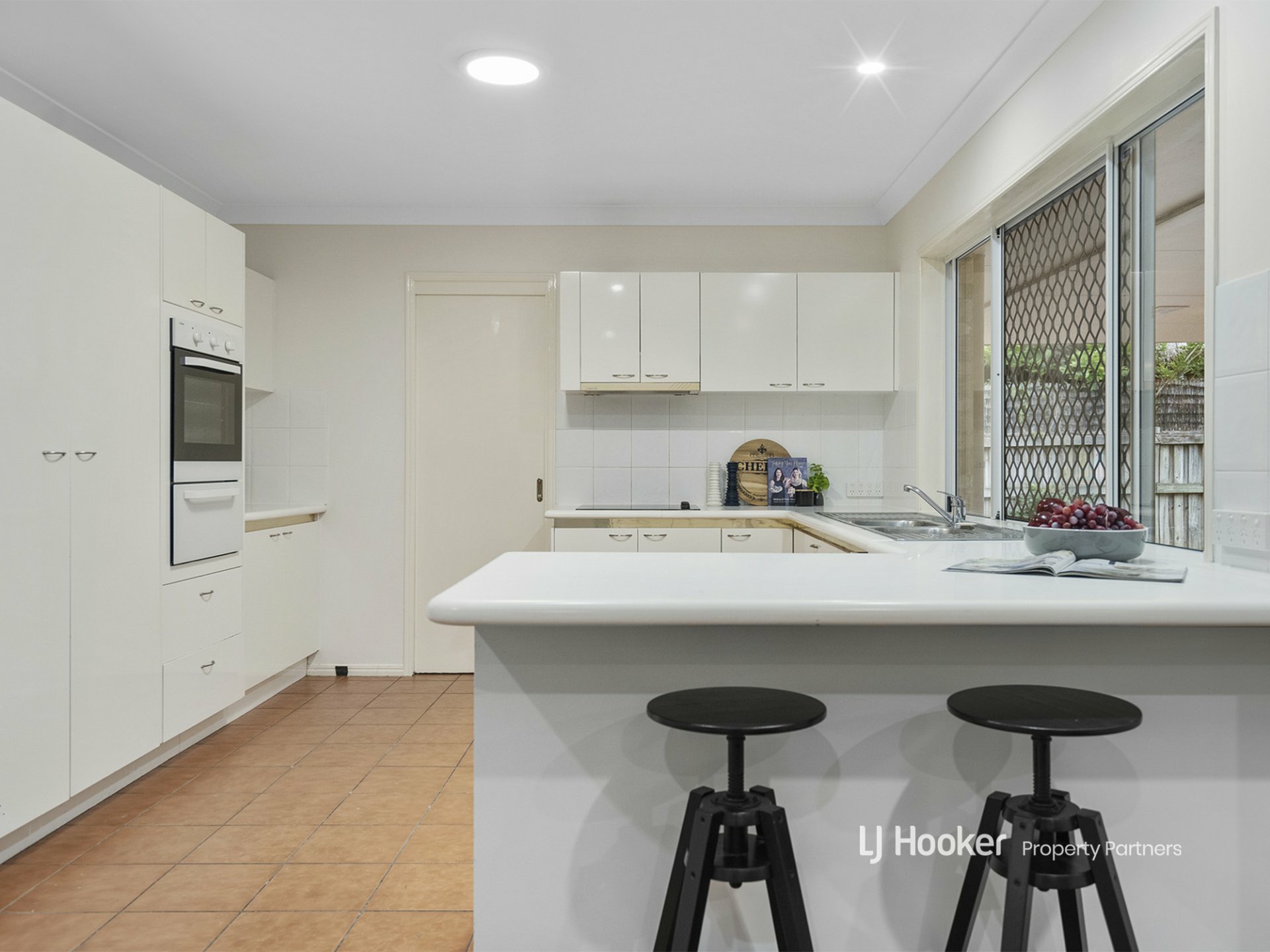 8 Forbes Place, EIGHT MILE PLAINS