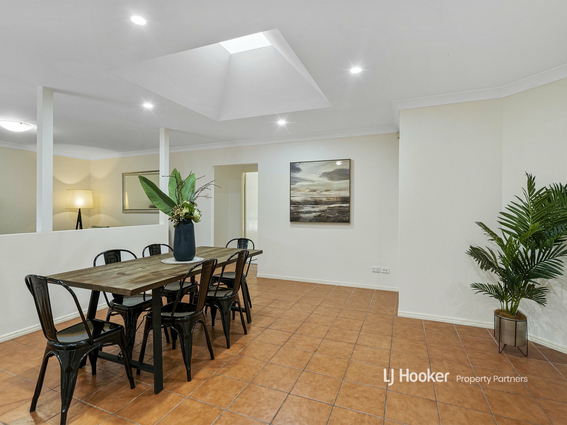 8 Forbes Place, EIGHT MILE PLAINS
