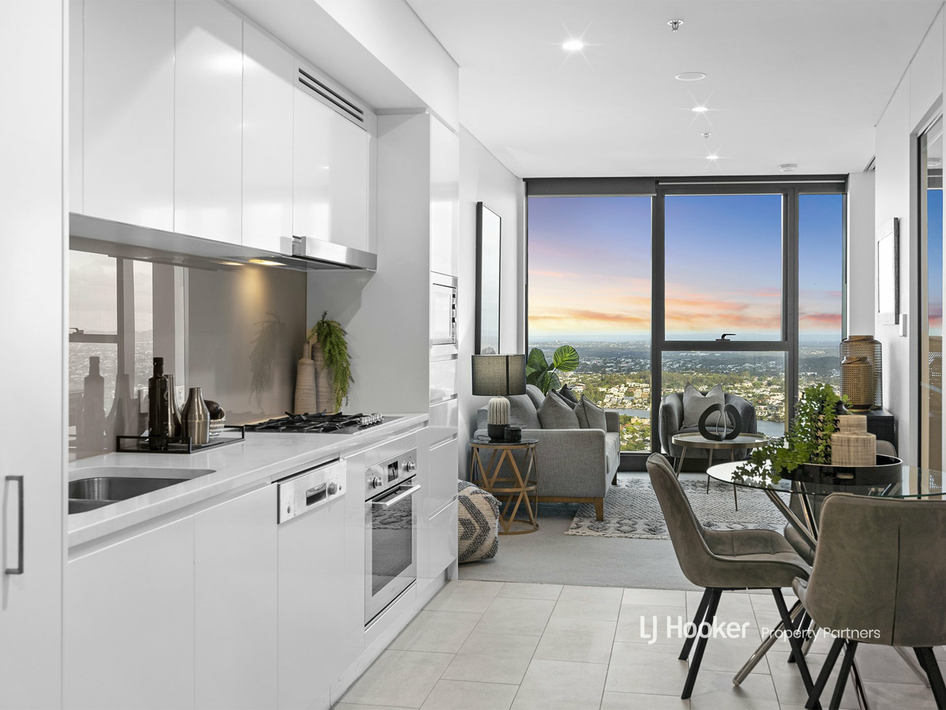 6913/222 Margaret Street Brisbane City QLD Apartment for Sale LJ Hooker