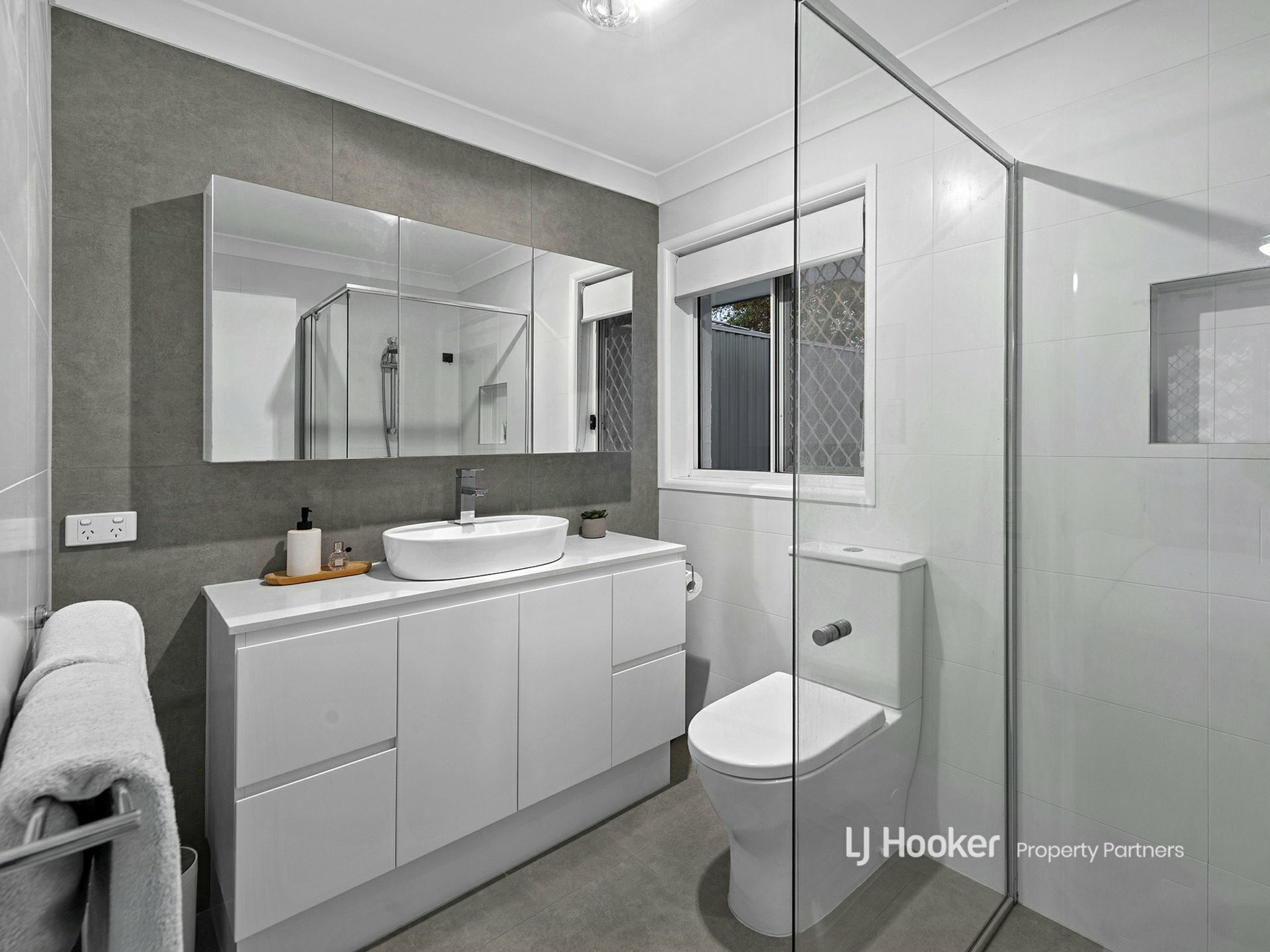 40 Delavan Street, WISHART