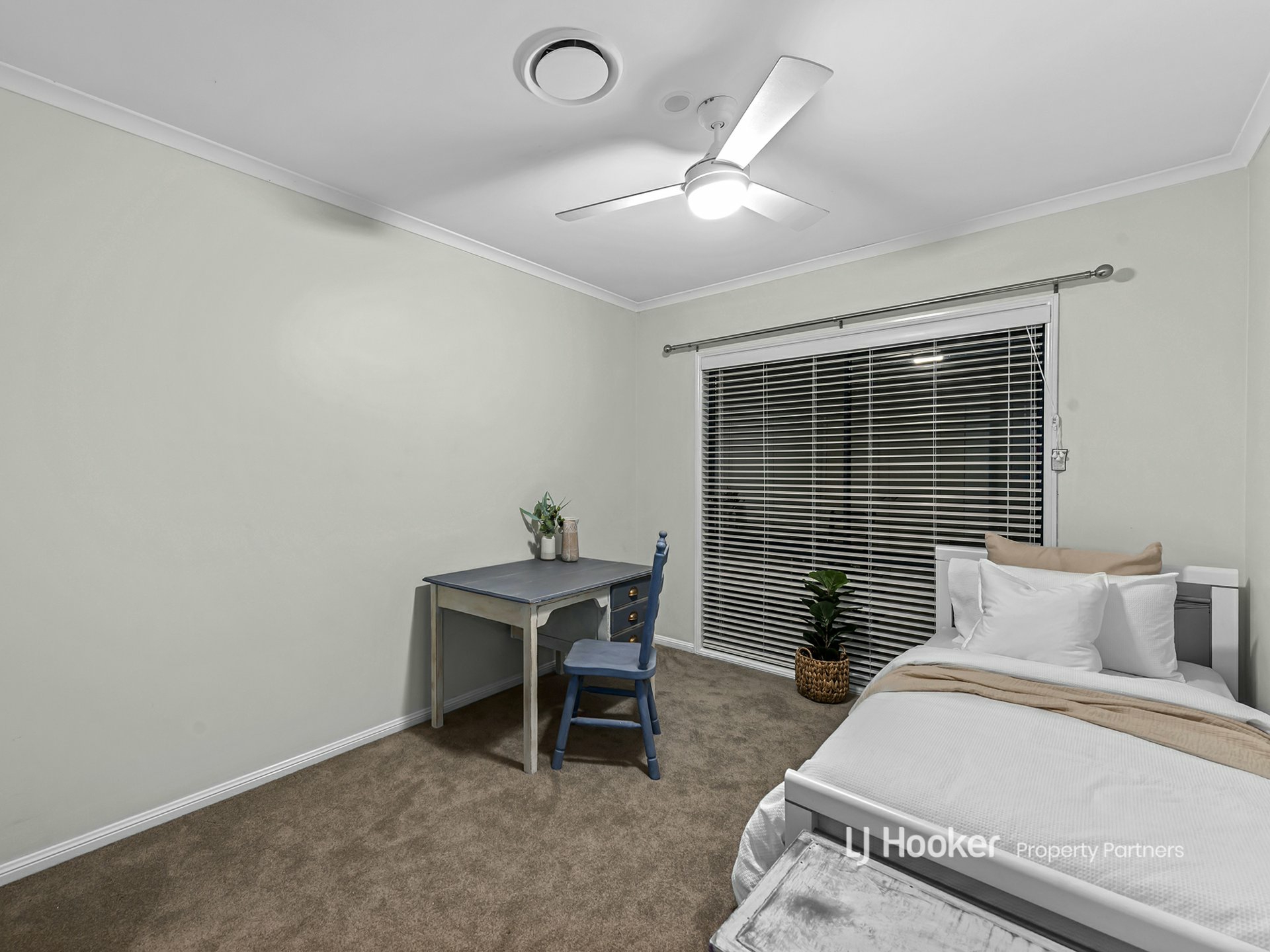 25 Berkshire Crescent, WISHART