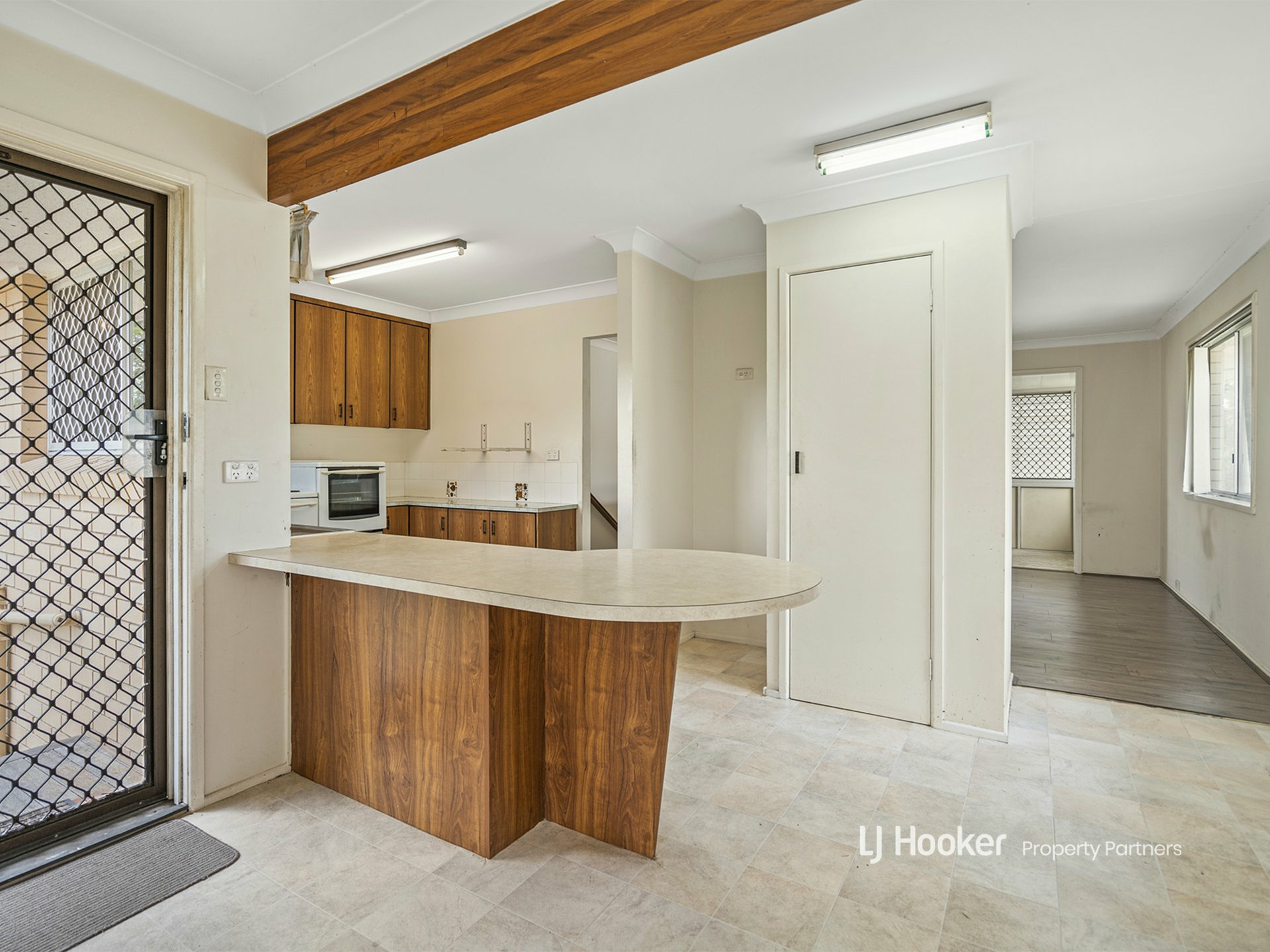 6 Manzill Street — photo 6 of 25
