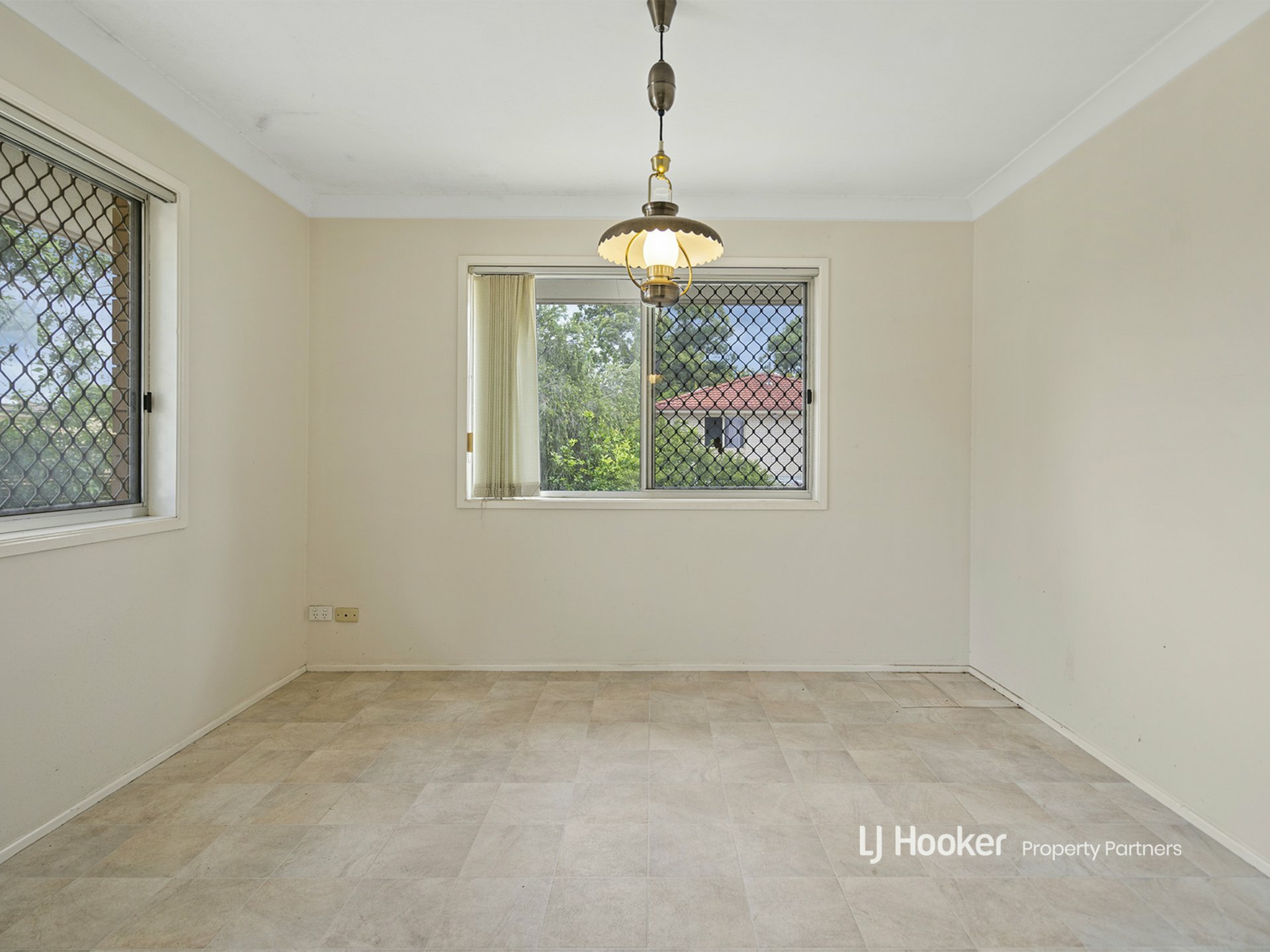 6 Manzill Street — photo 8 of 25