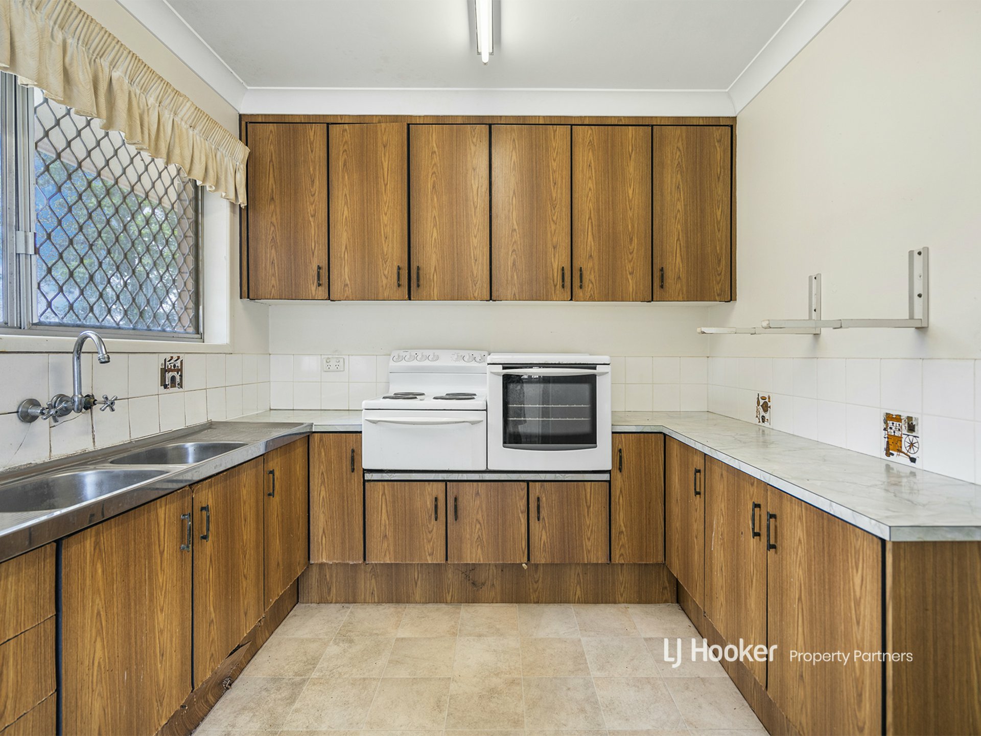 6 Manzill Street — photo 10 of 25
