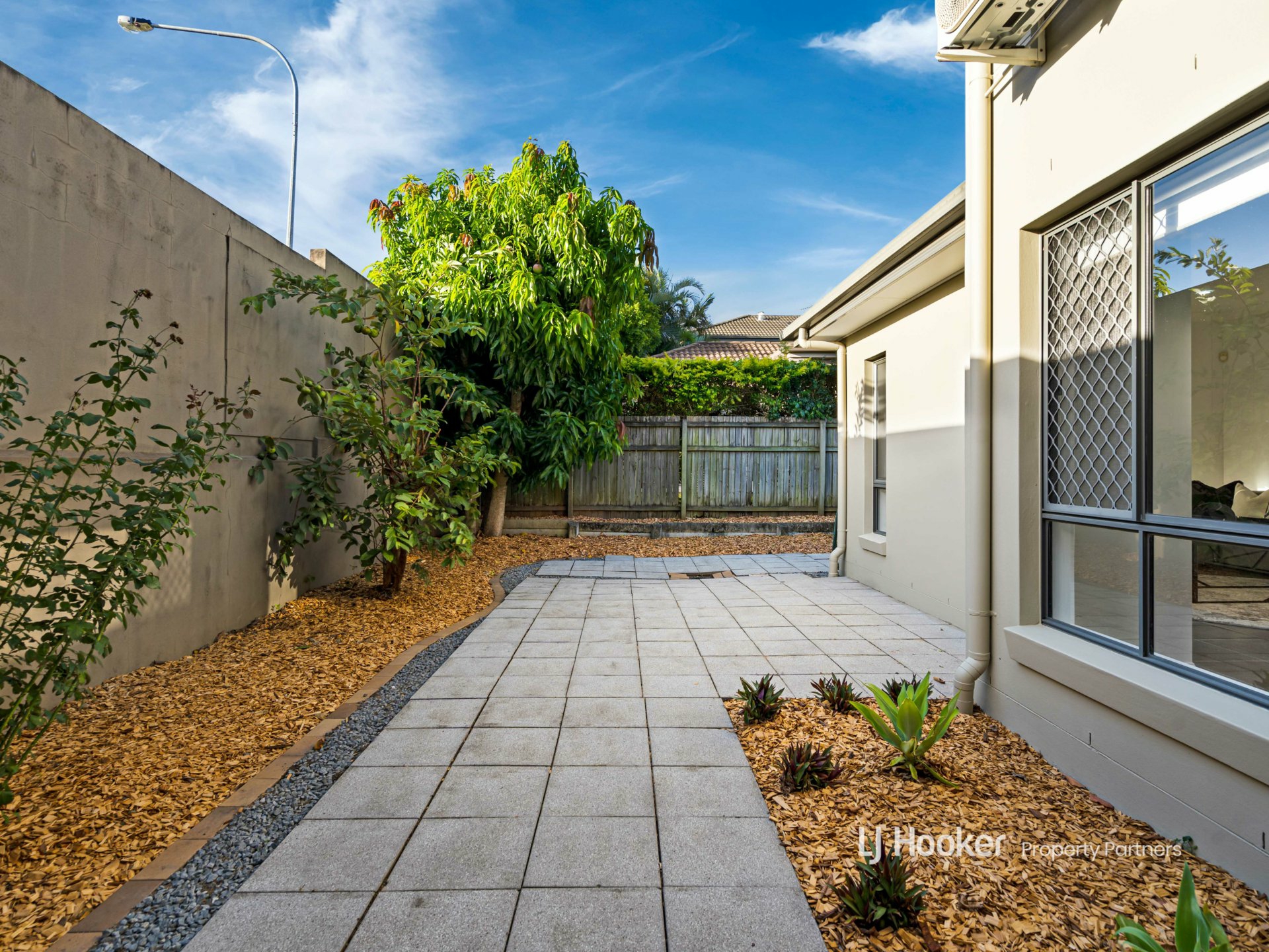2 Aldea Place, STRETTON