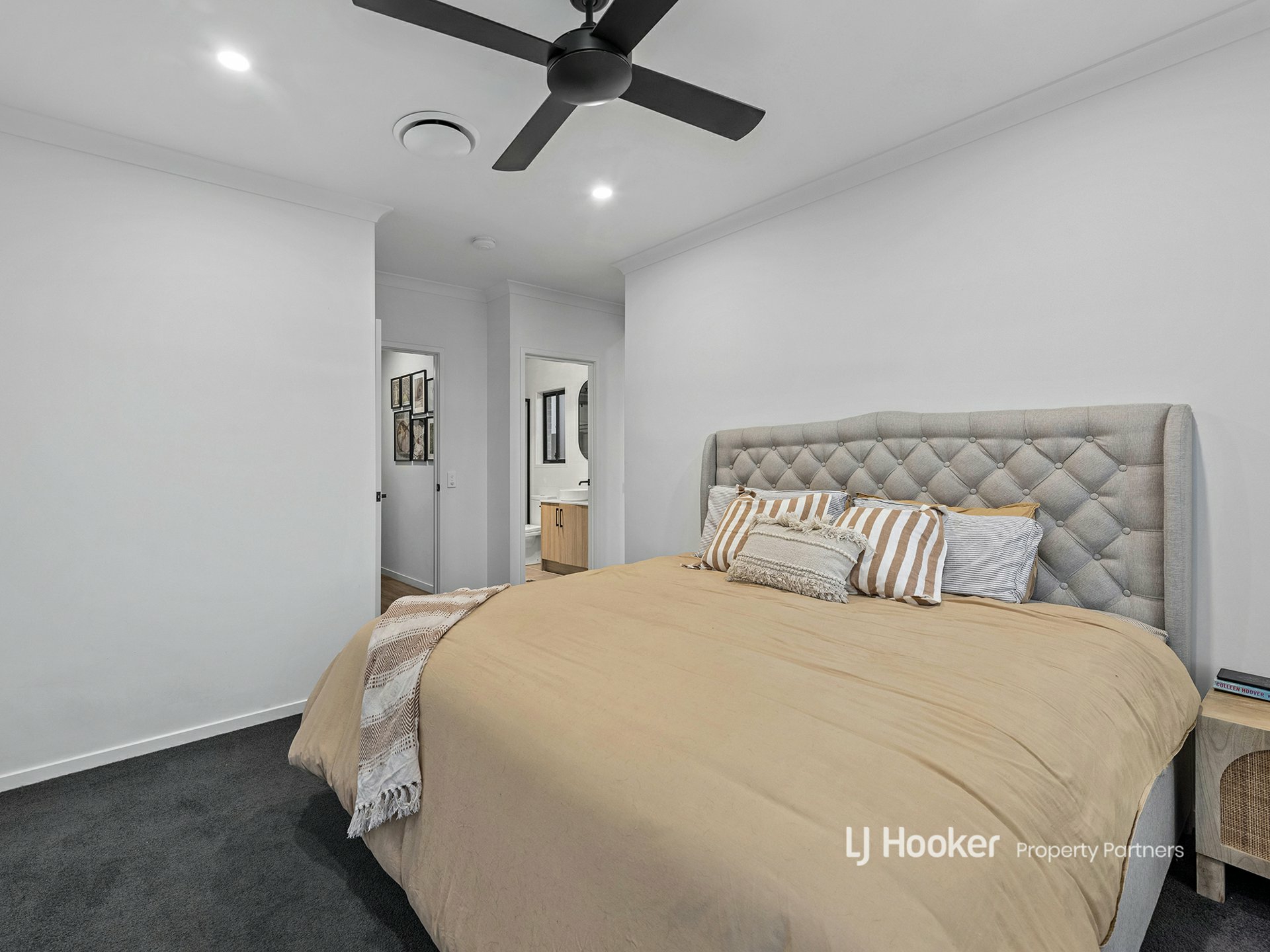 8 Mernick Court, BAHRS SCRUB