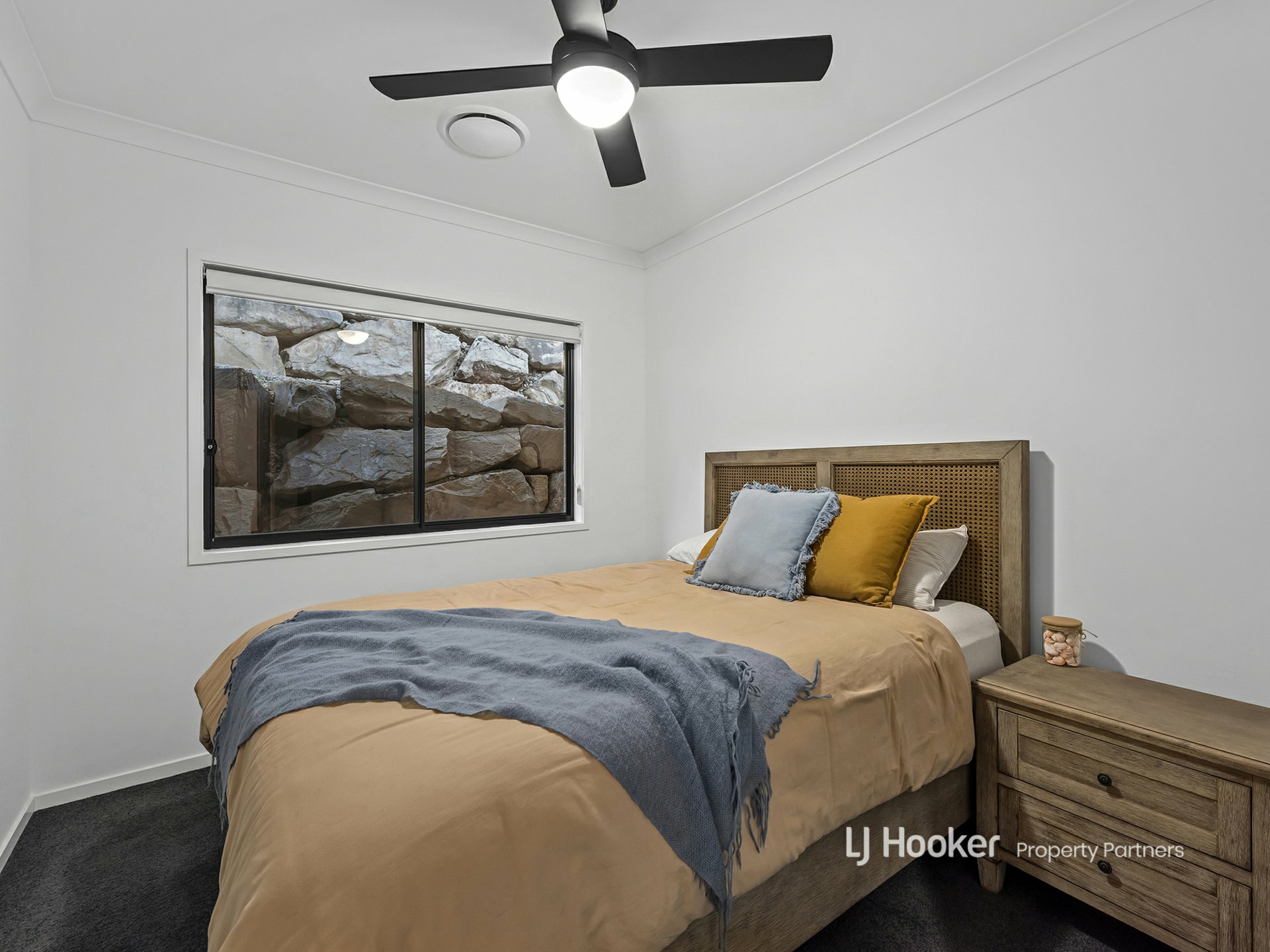 8 Mernick Court, BAHRS SCRUB