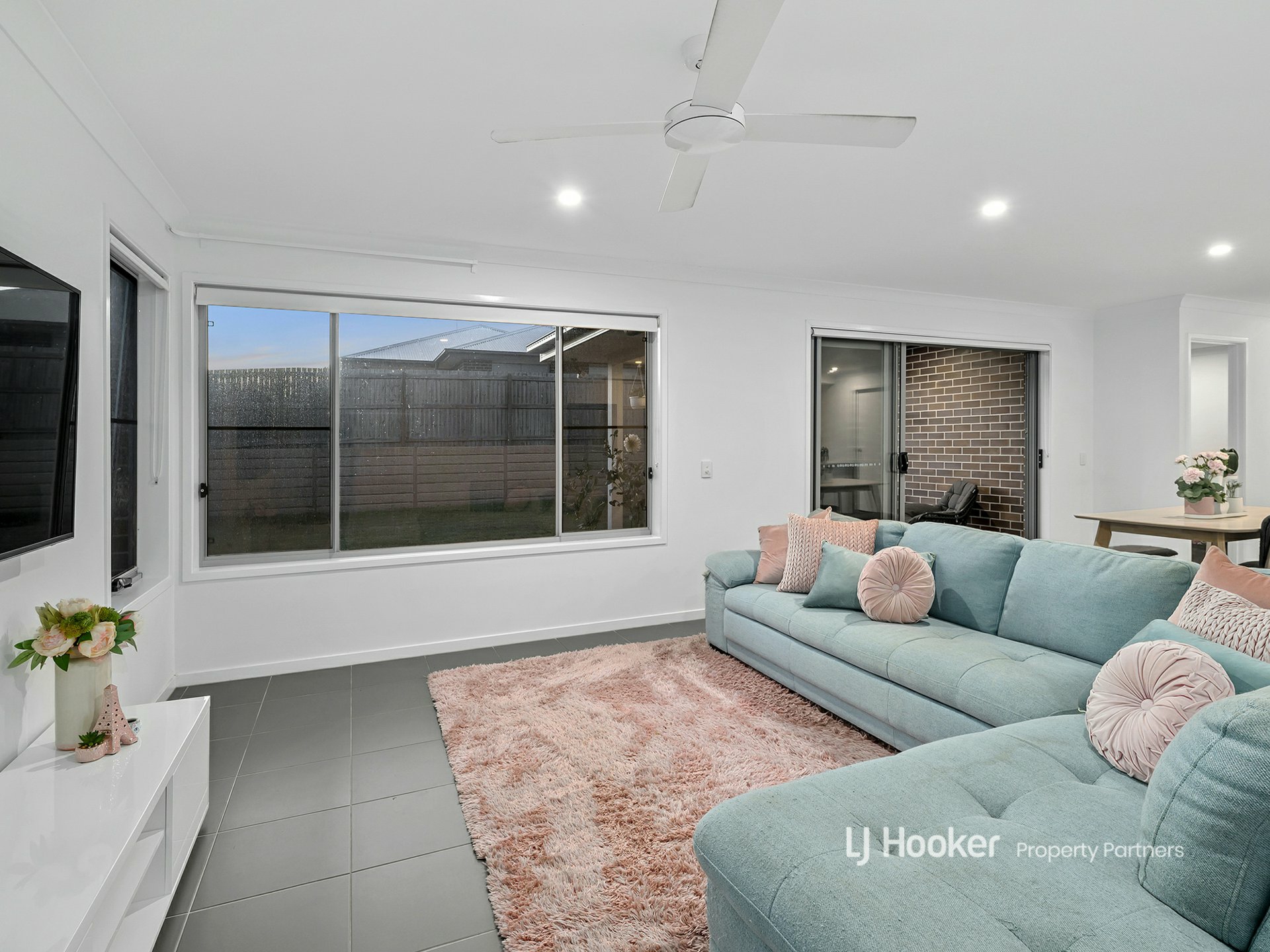 17 Chambers Ridge Boulevard, PARK RIDGE