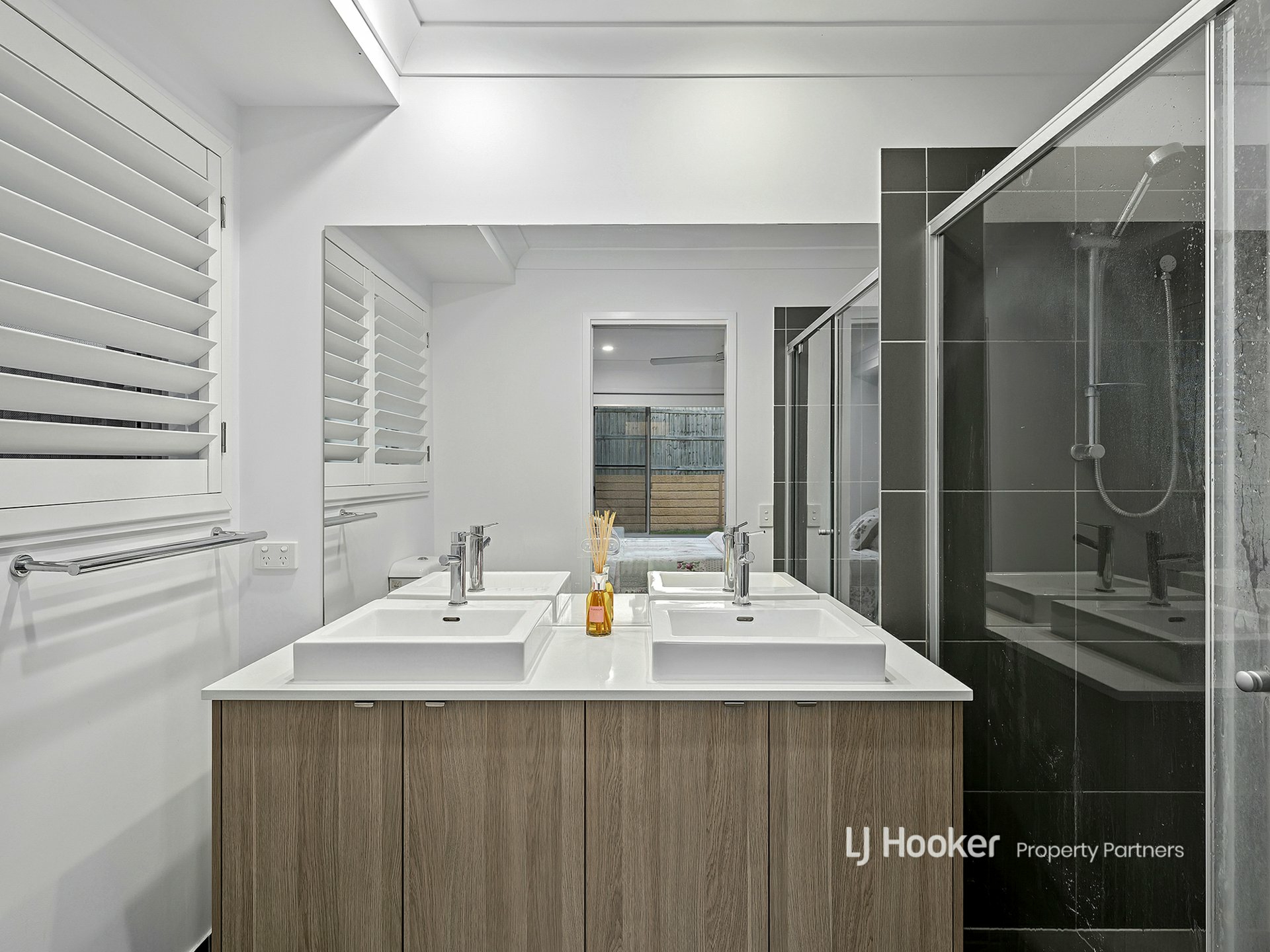 17 Chambers Ridge Boulevard, PARK RIDGE