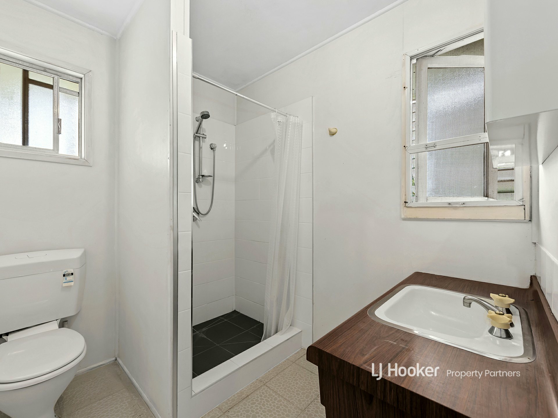 11 Burgess Street, SALISBURY