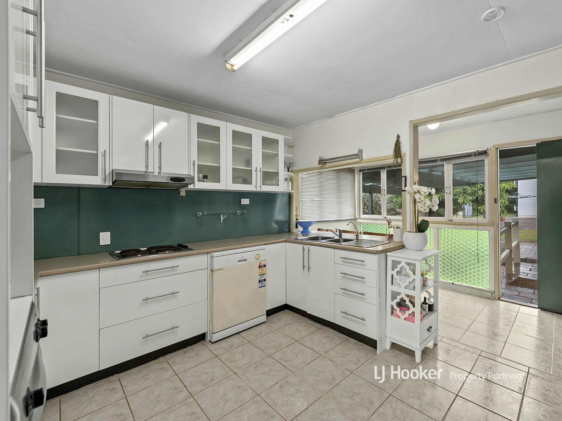 11 Burgess Street, SALISBURY