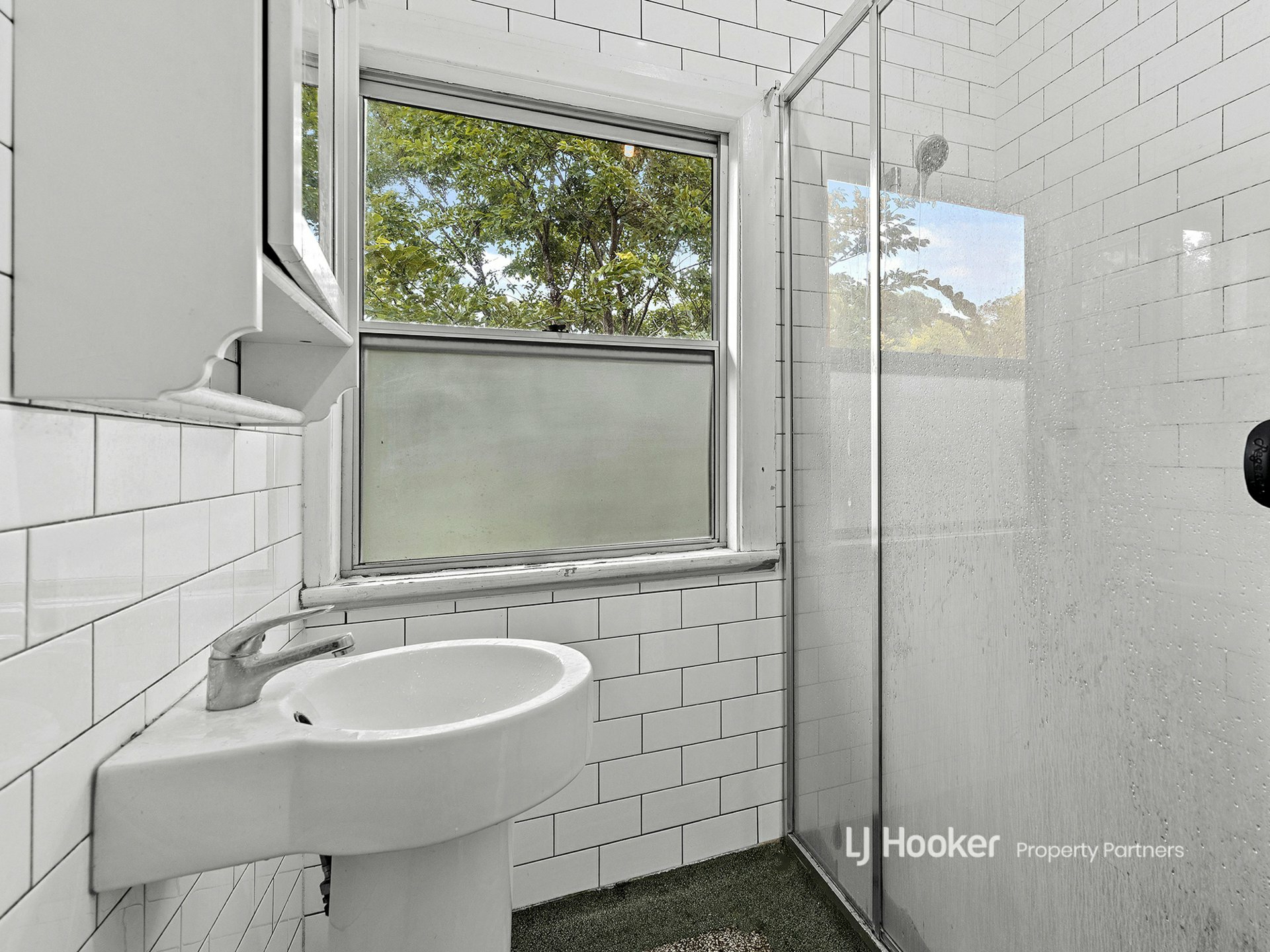 30 Mains Road, SUNNYBANK