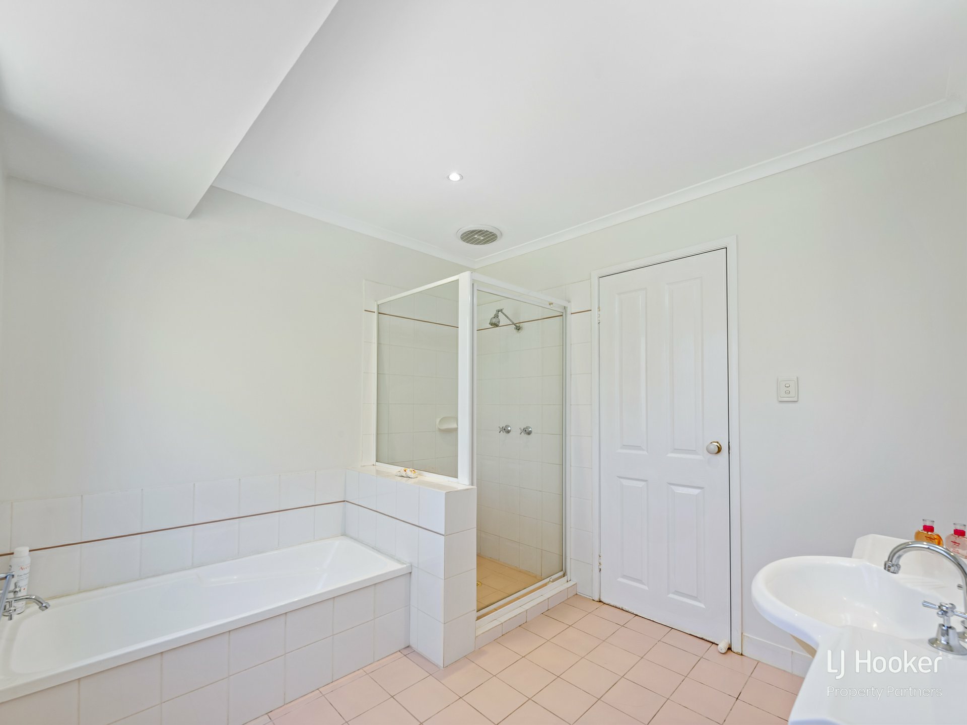 8/5 Carrington Court, ALGESTER