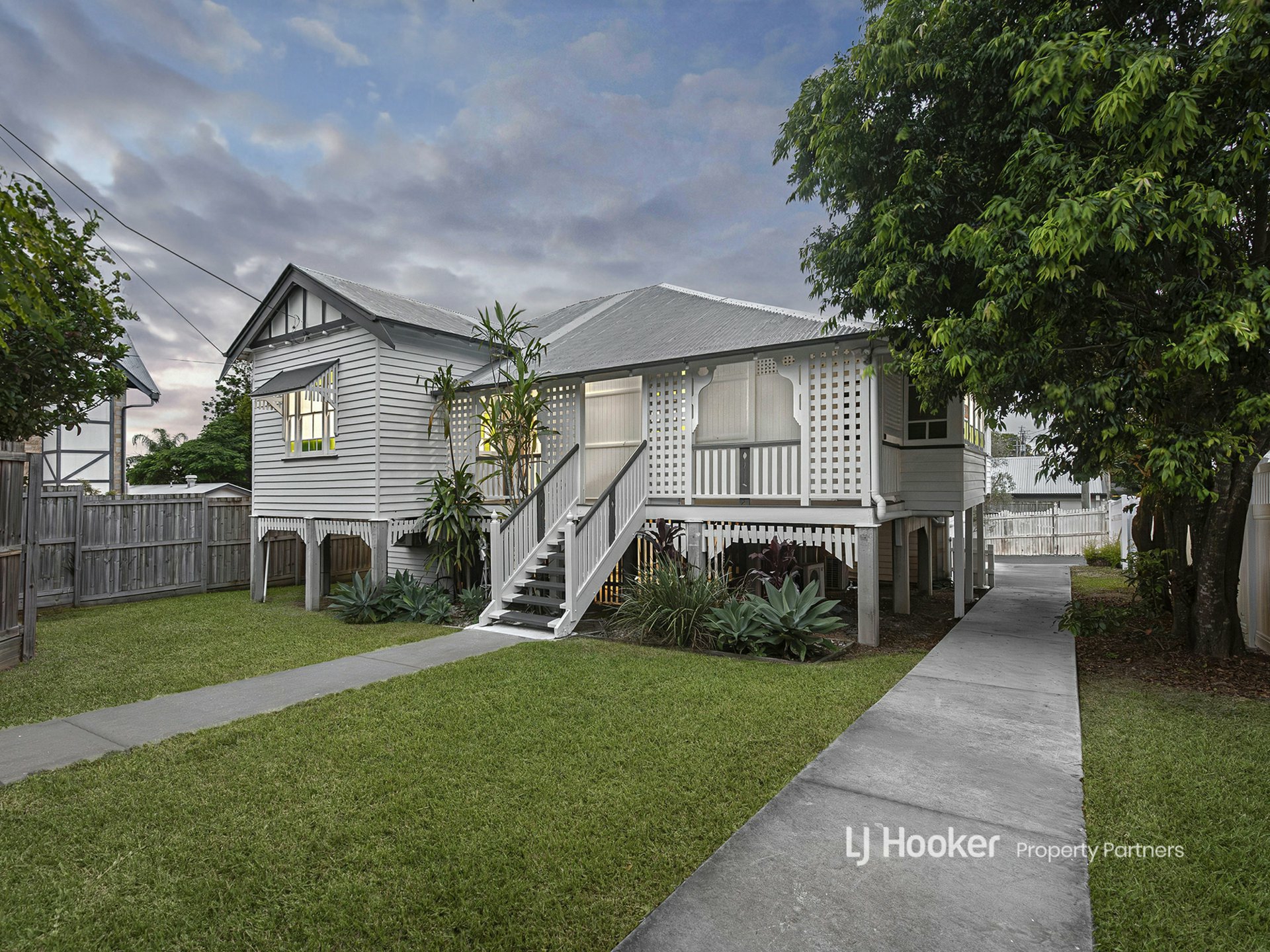 10 Dansie Street, GREENSLOPES