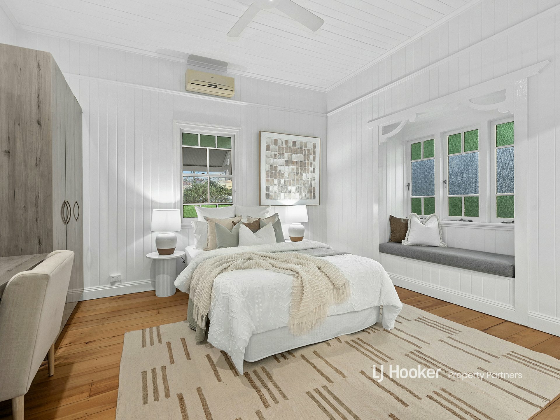 10 Dansie Street, GREENSLOPES
