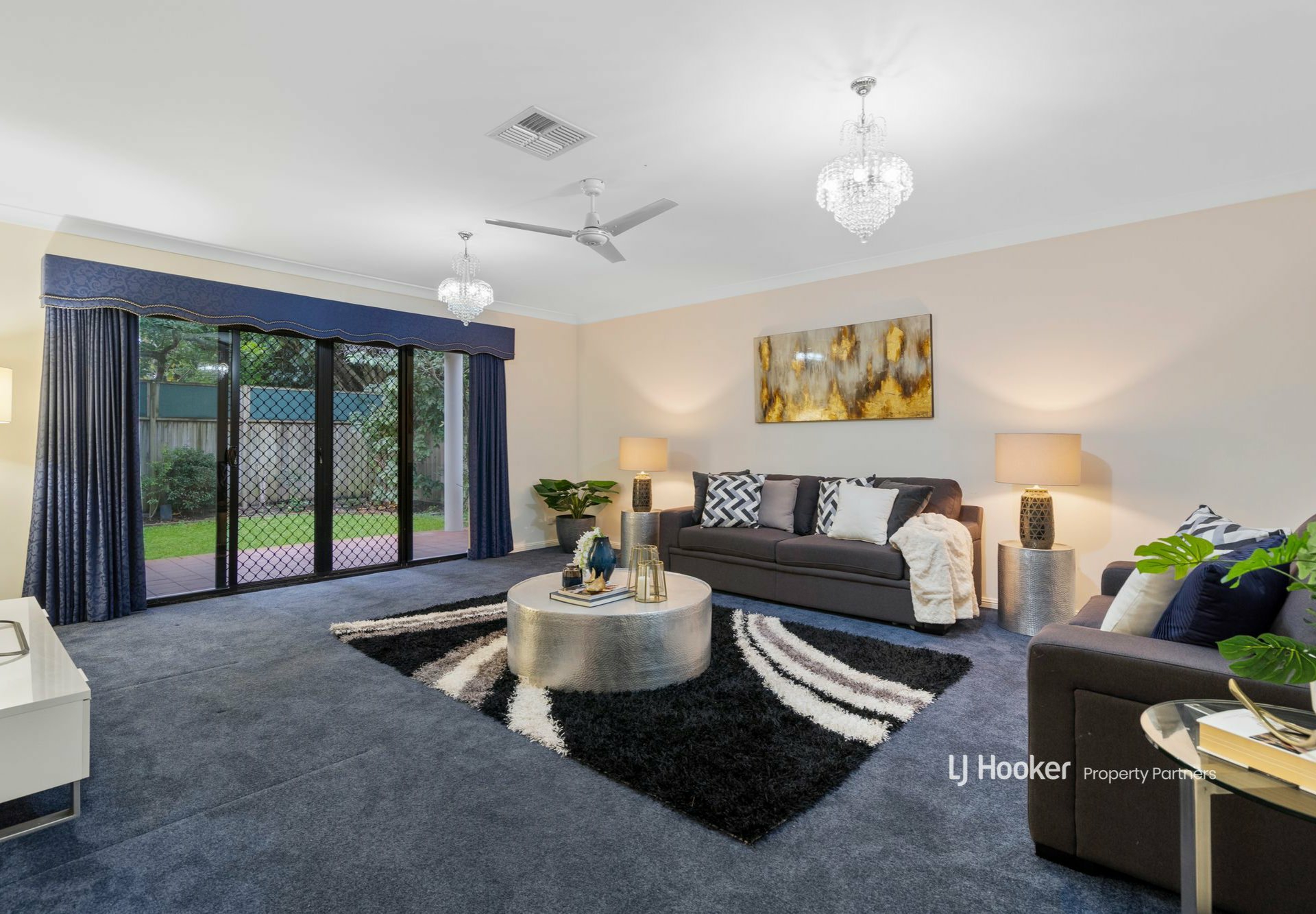 63 Dandelion Street, EIGHT MILE PLAINS